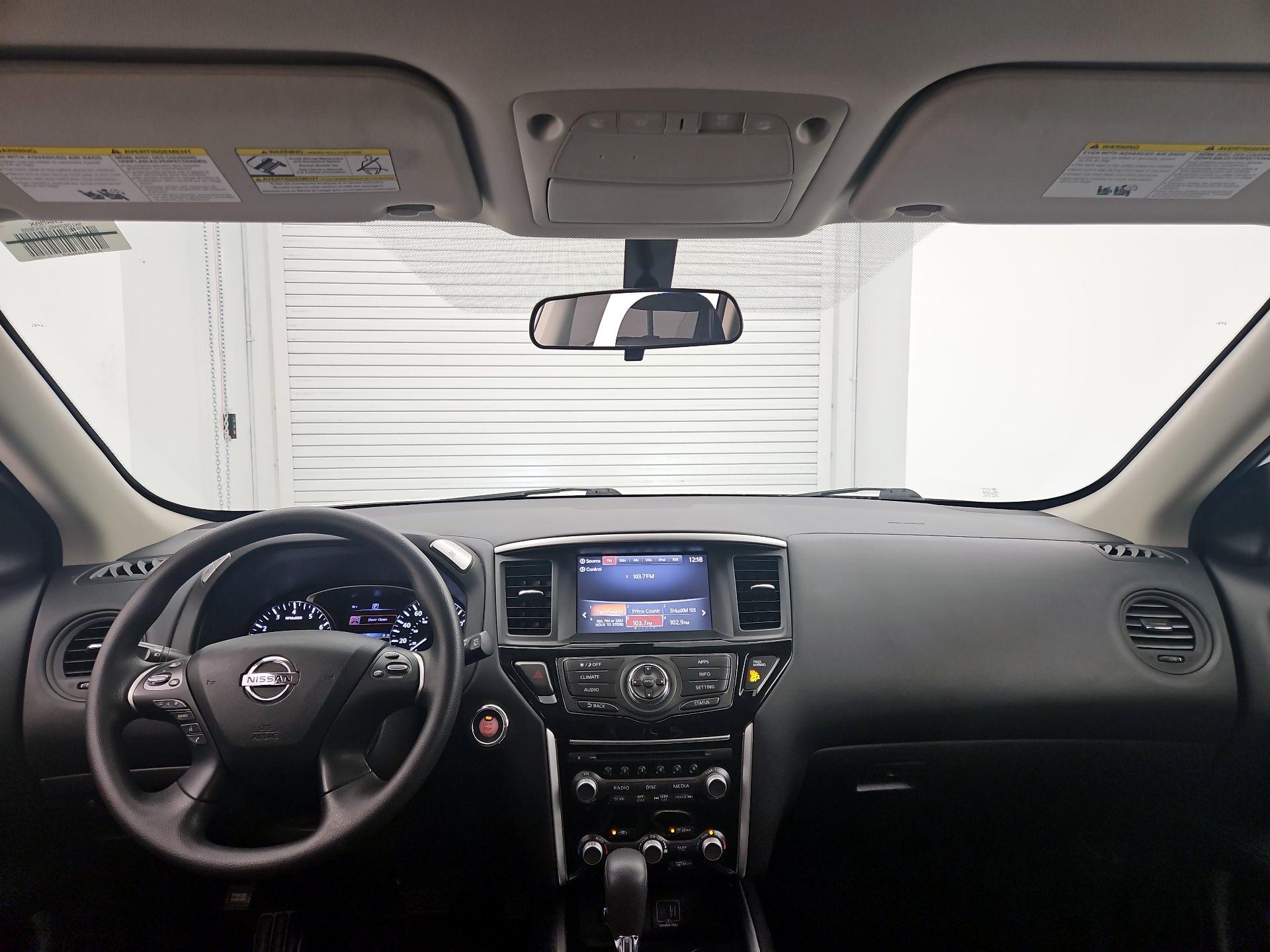 Thumbnail: 2020 Nissan Pathfinder - 9