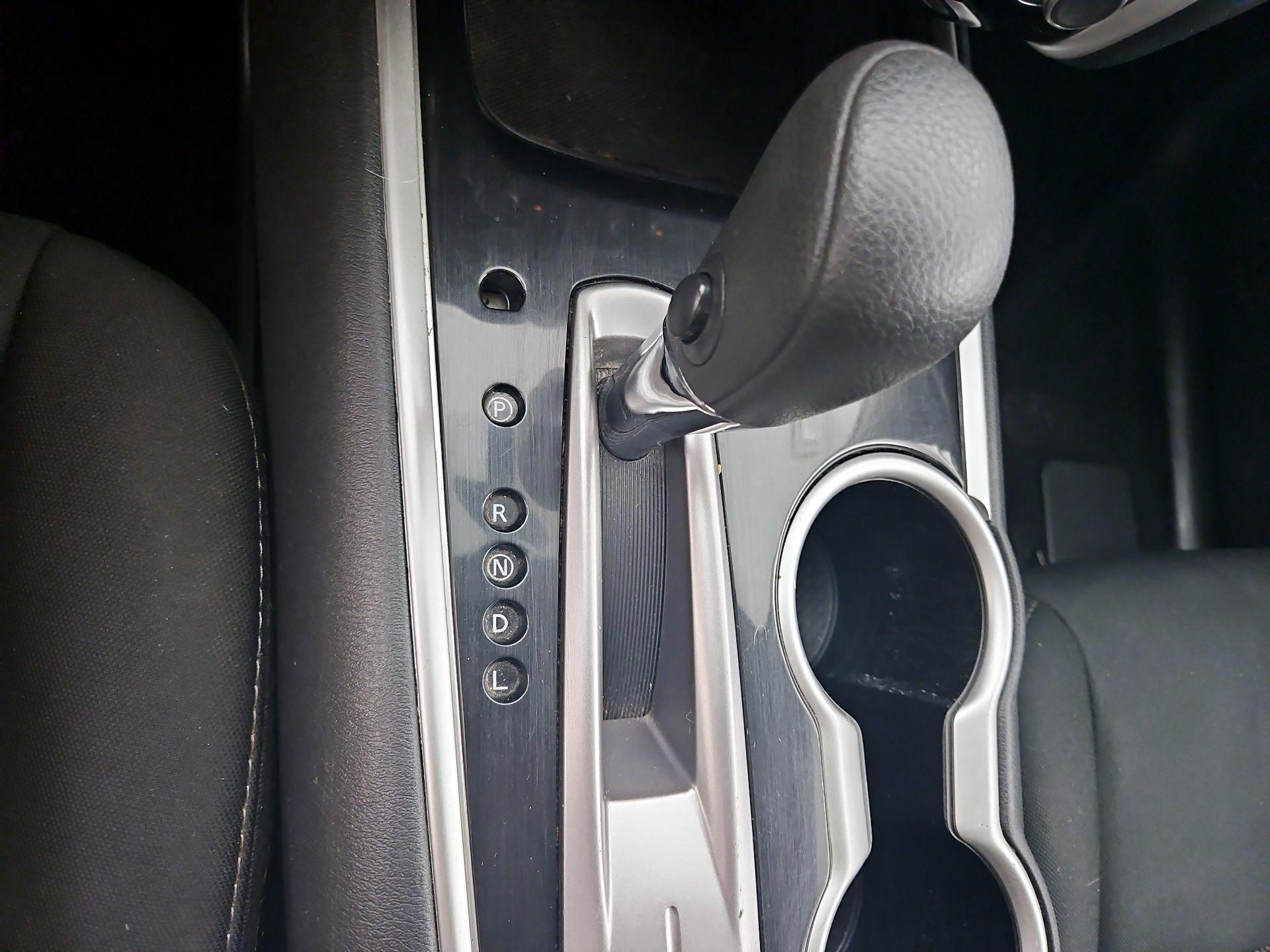 Thumbnail: 2020 Nissan Pathfinder - 17