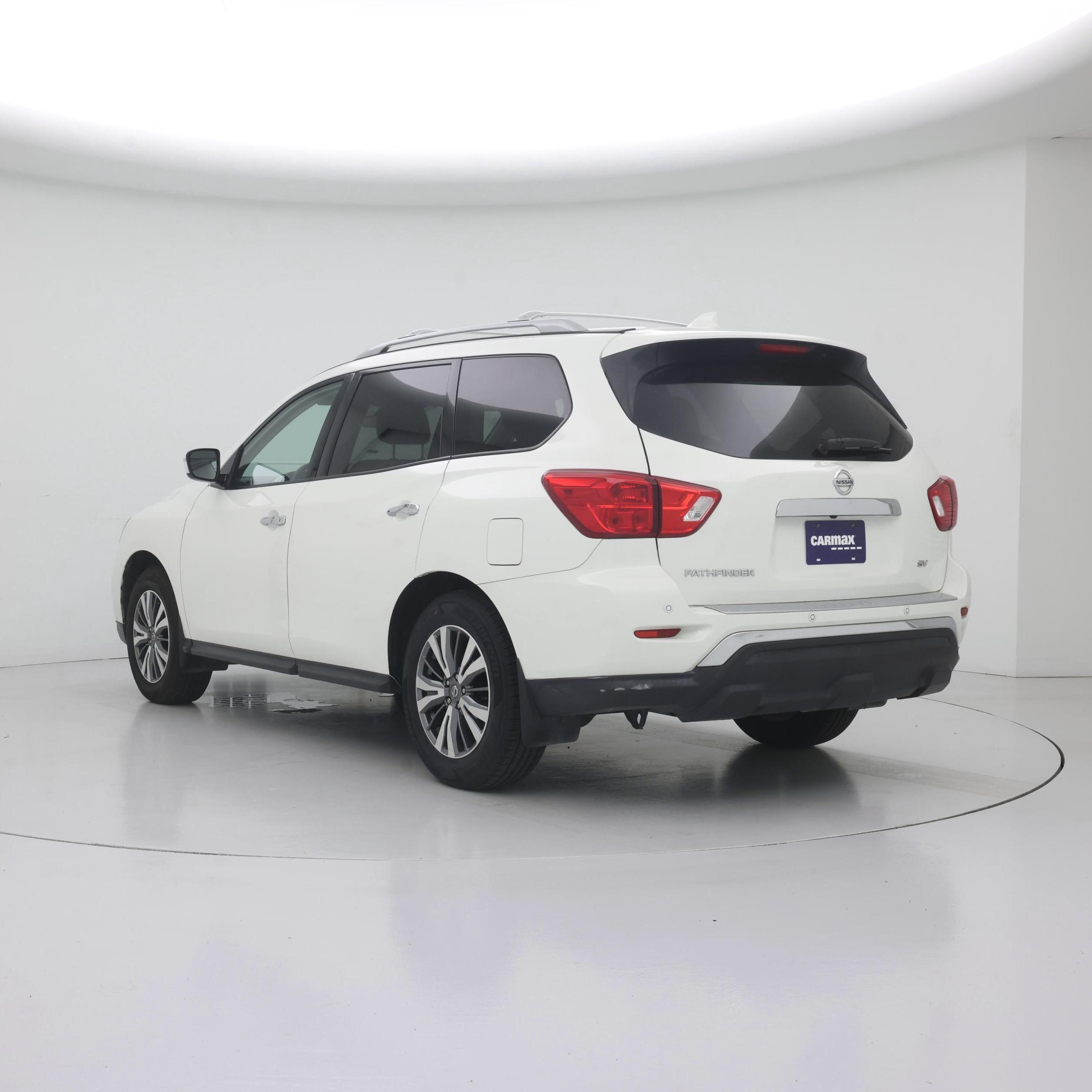 Thumbnail: 2020 Nissan Pathfinder - 2