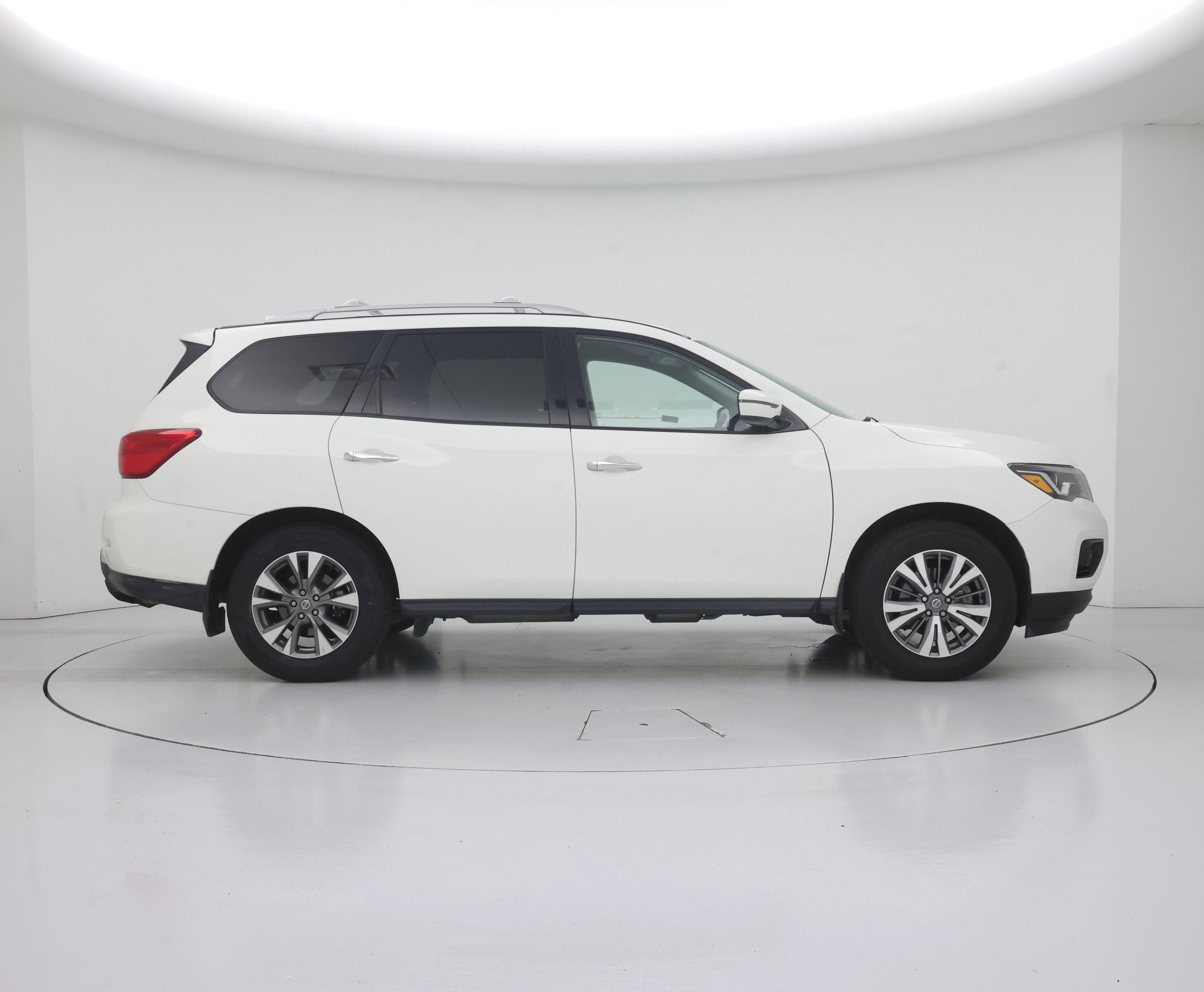 Thumbnail: 2020 Nissan Pathfinder - 7