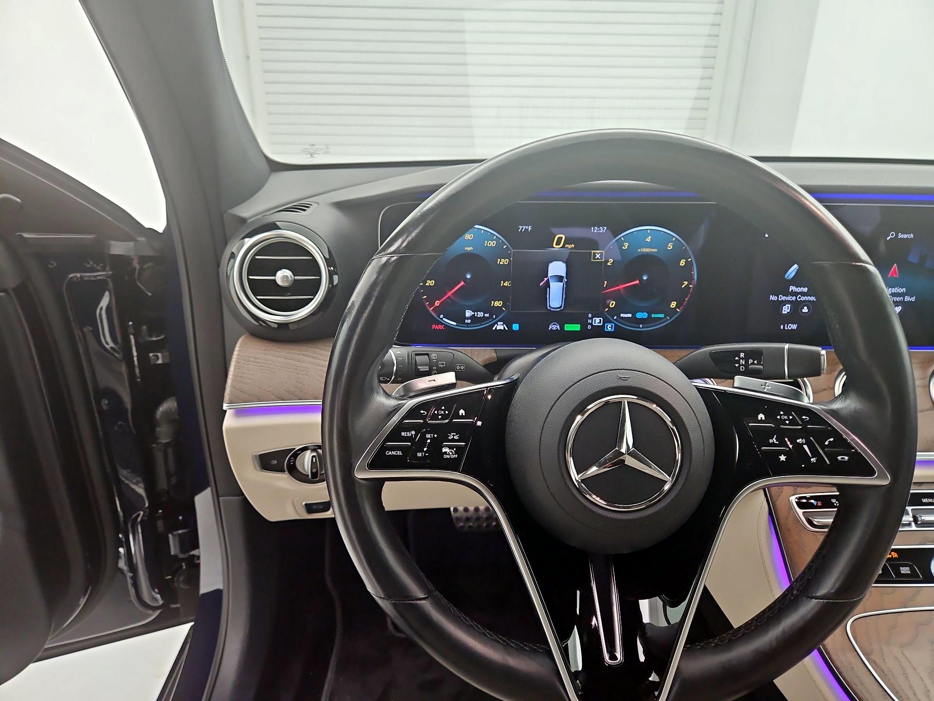 Thumbnail: 2021 Mercedes-Benz E-Class - 10