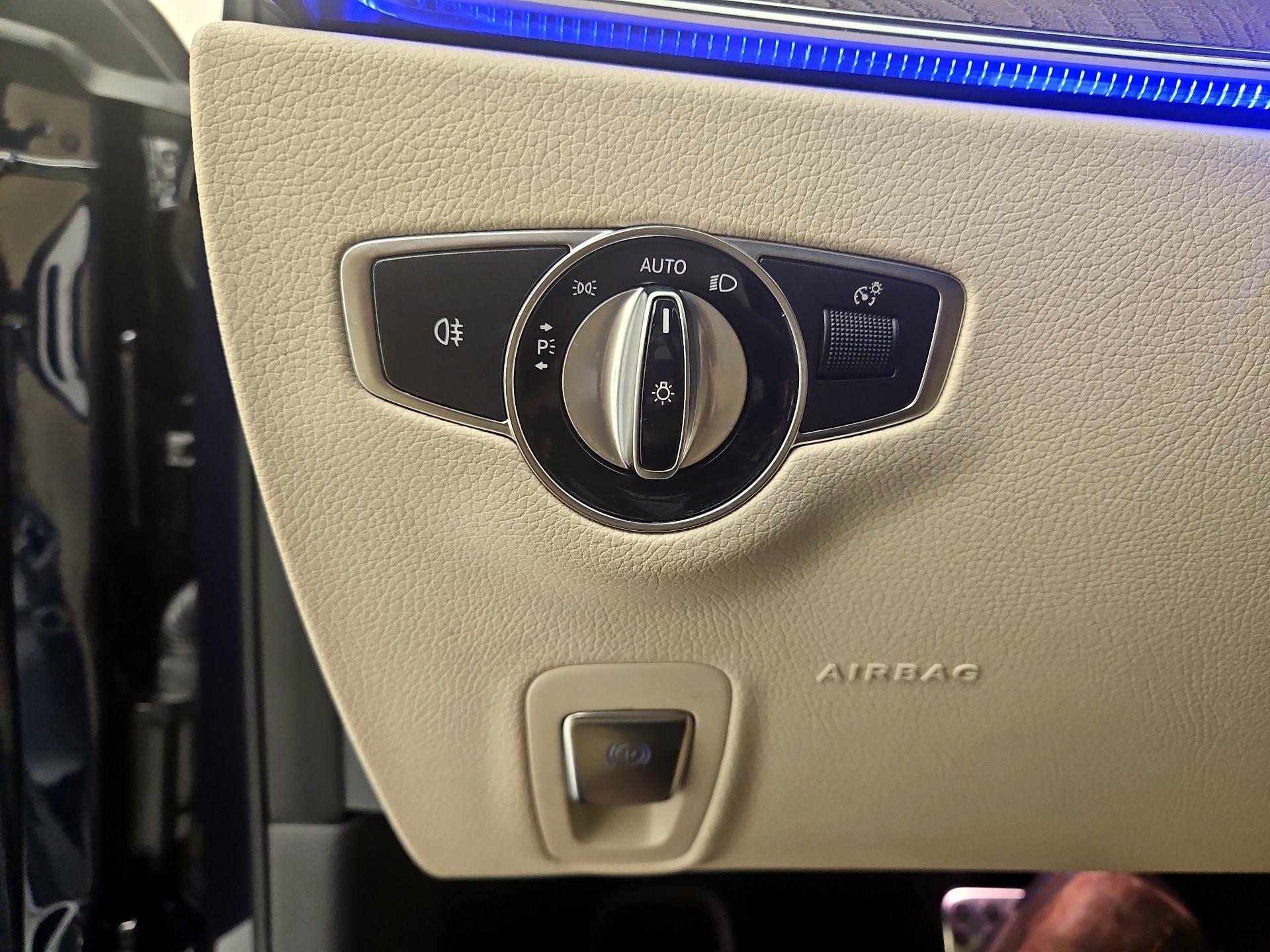 Thumbnail: 2021 Mercedes-Benz E-Class - 13