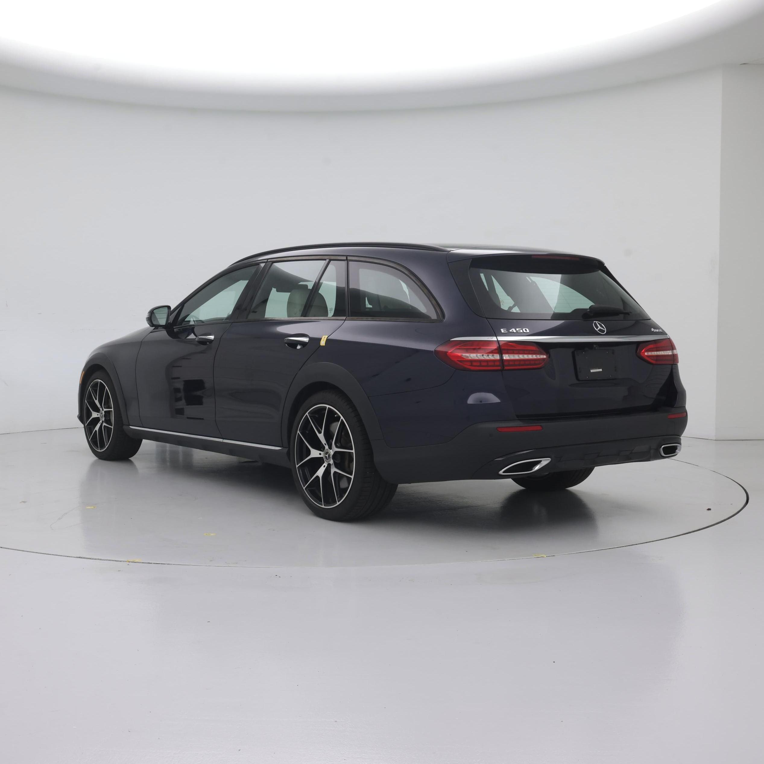 Thumbnail: 2021 Mercedes-Benz E-Class - 2