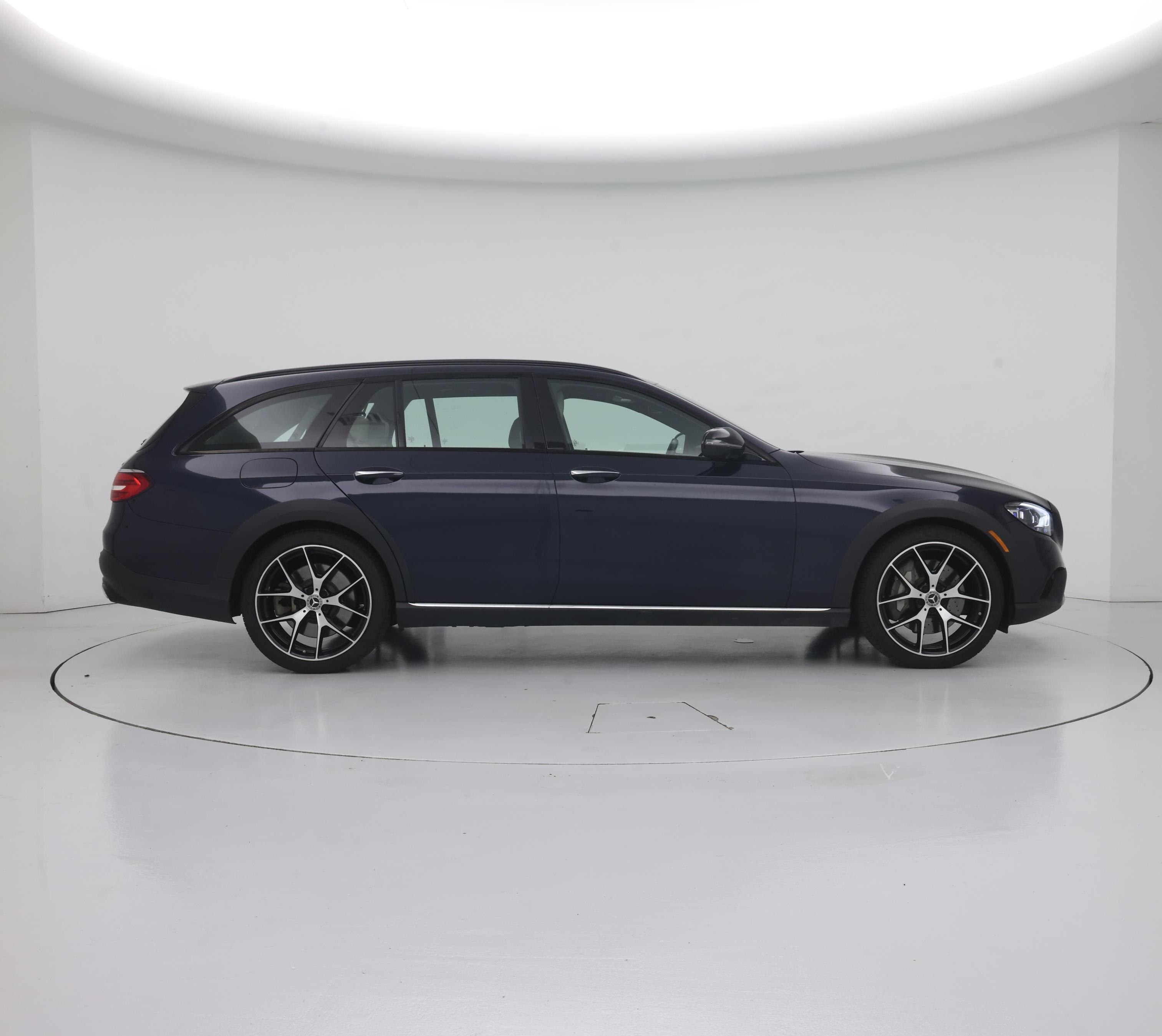Thumbnail: 2021 Mercedes-Benz E-Class - 7