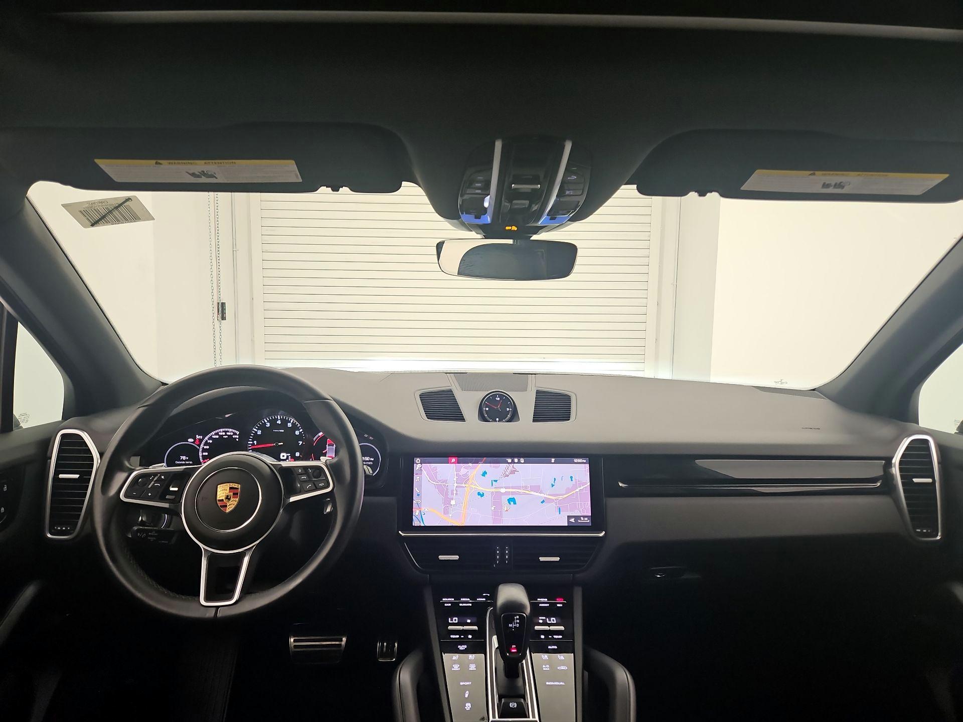 Thumbnail: 2021 Porsche Cayenne - 9