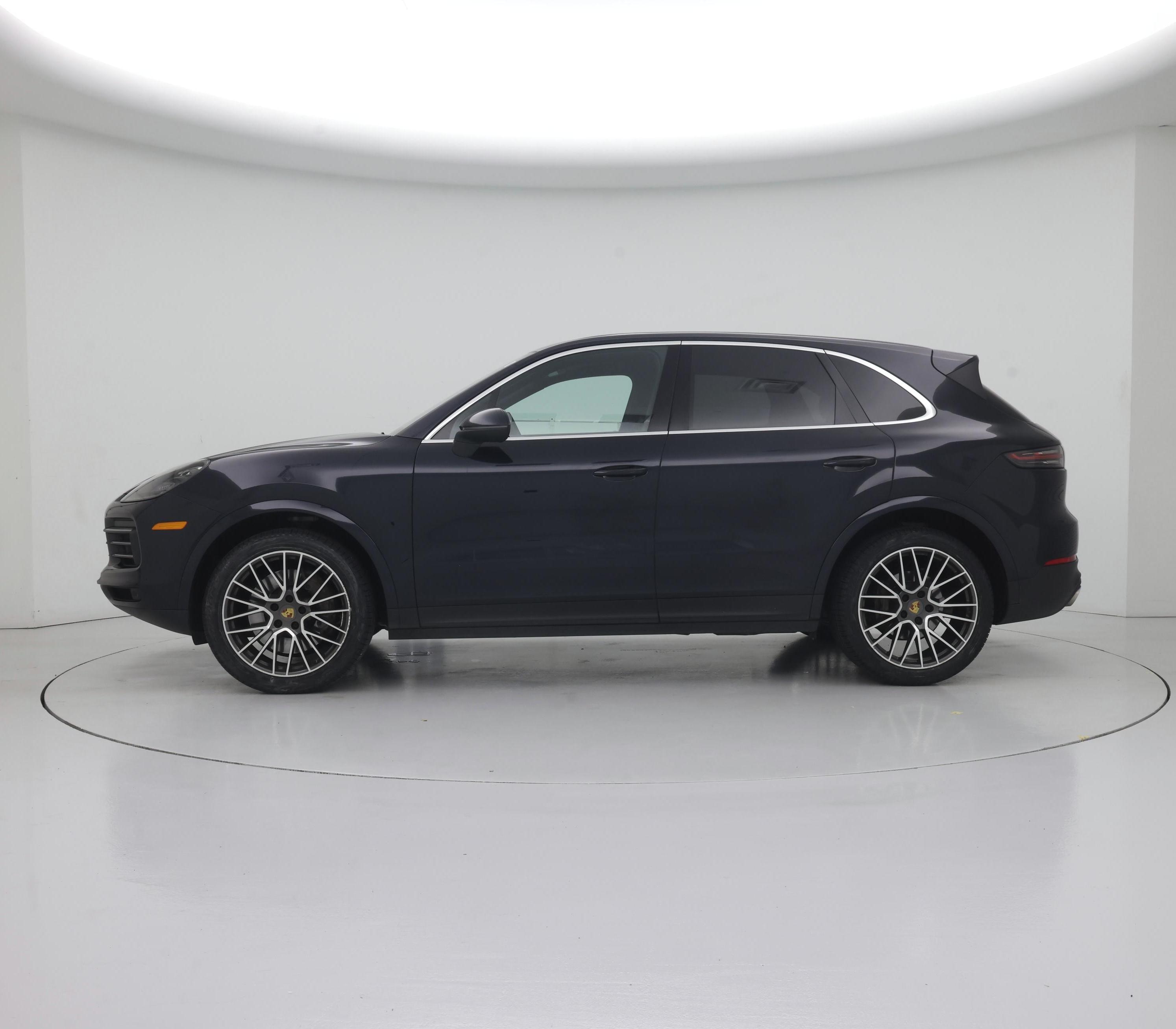 Thumbnail: 2021 Porsche Cayenne - 3