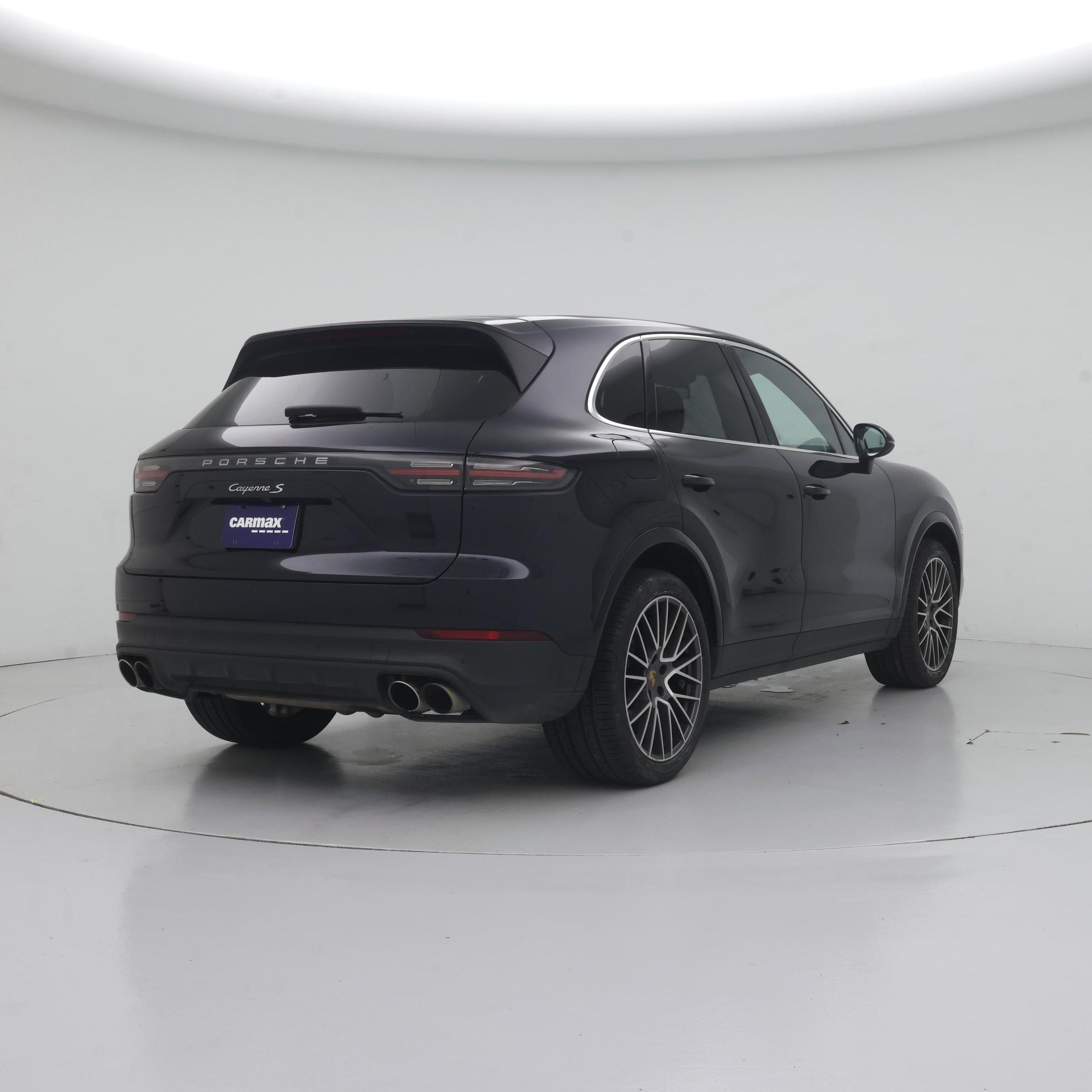 Thumbnail: 2021 Porsche Cayenne - 8