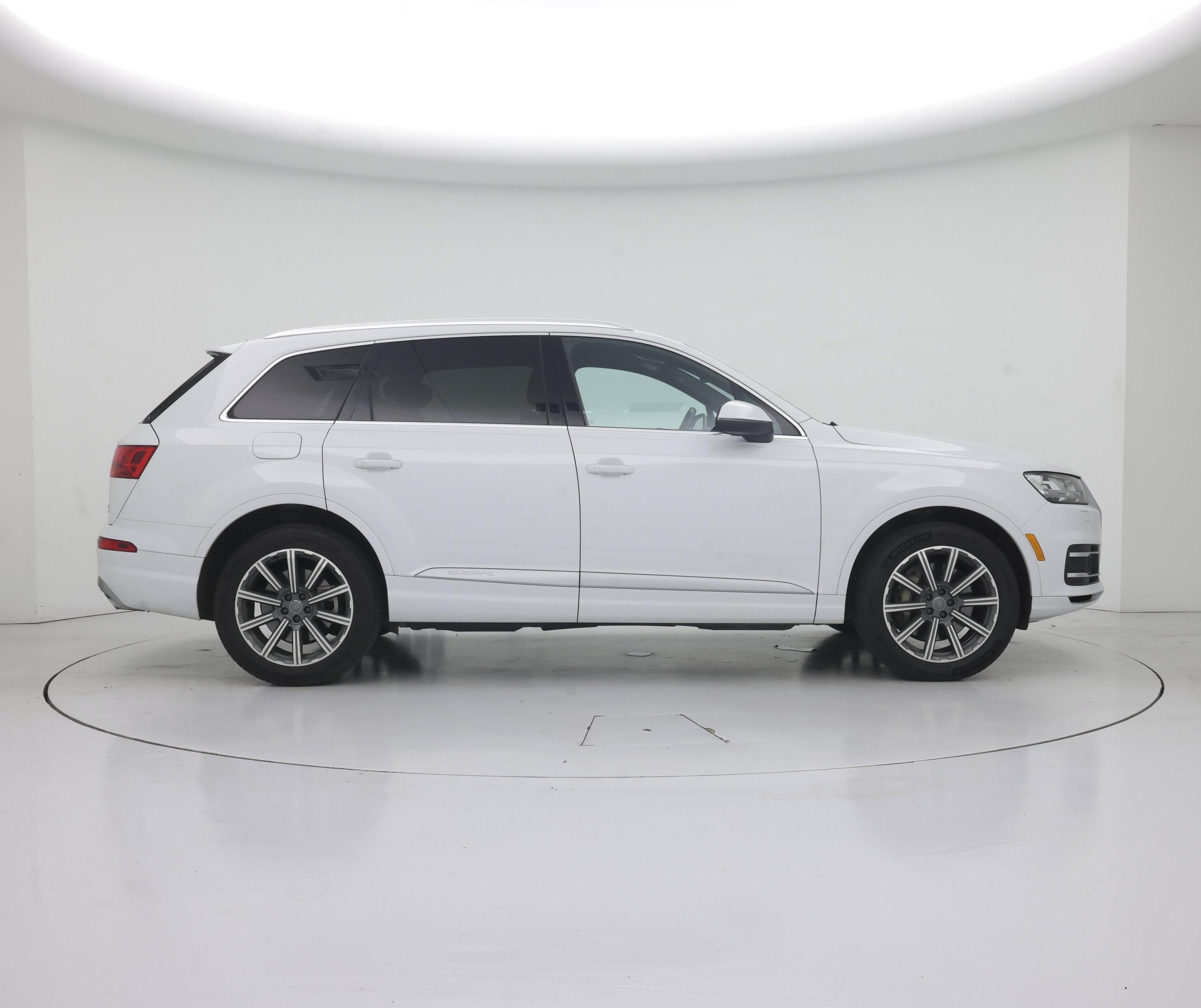 Thumbnail: 2018 Audi Q7 - 7