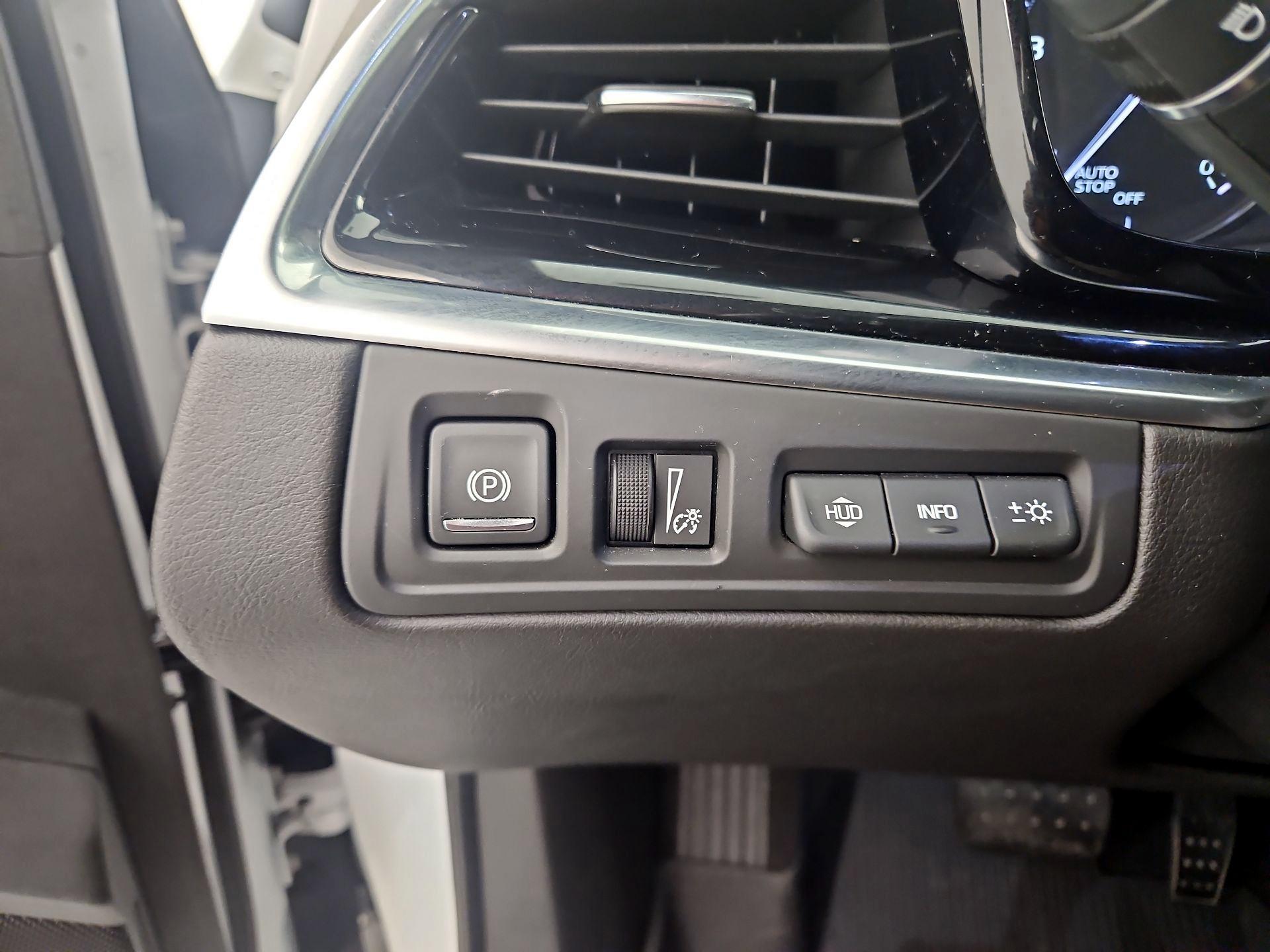 Thumbnail: 2021 Cadillac XT6 - 13