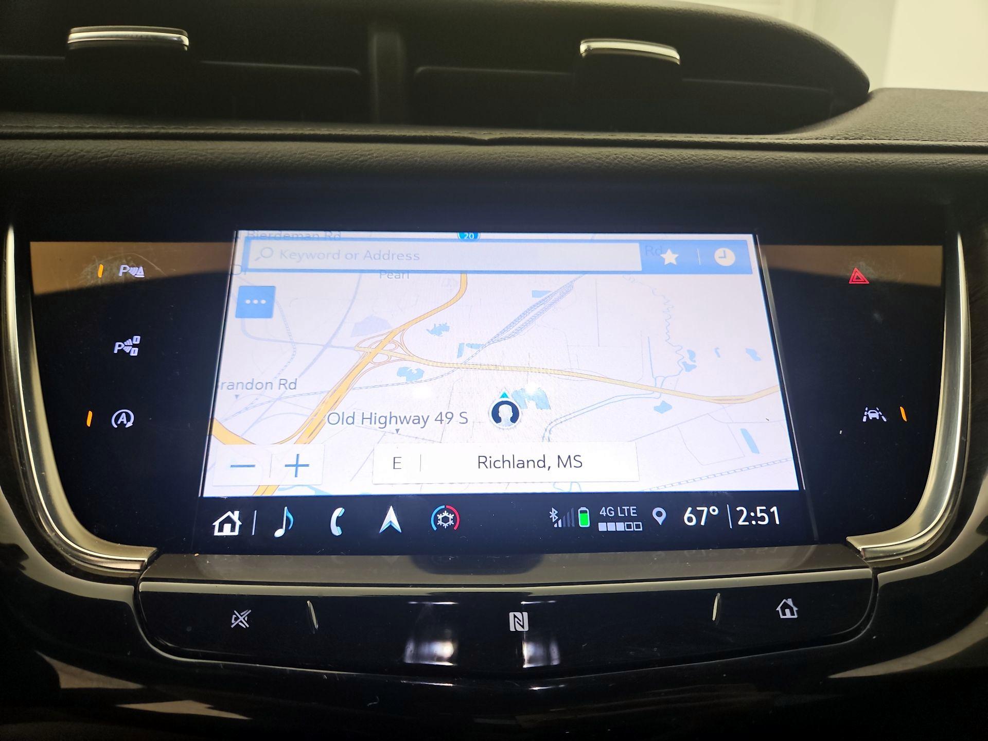 Thumbnail: 2021 Cadillac XT6 - 14