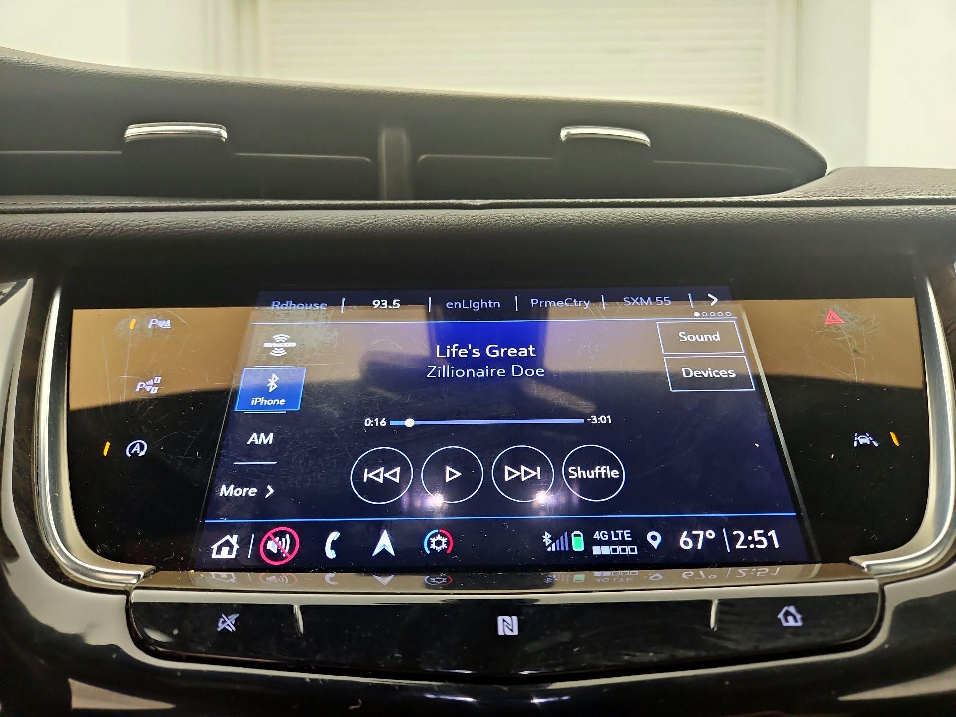 Thumbnail: 2021 Cadillac XT6 - 16