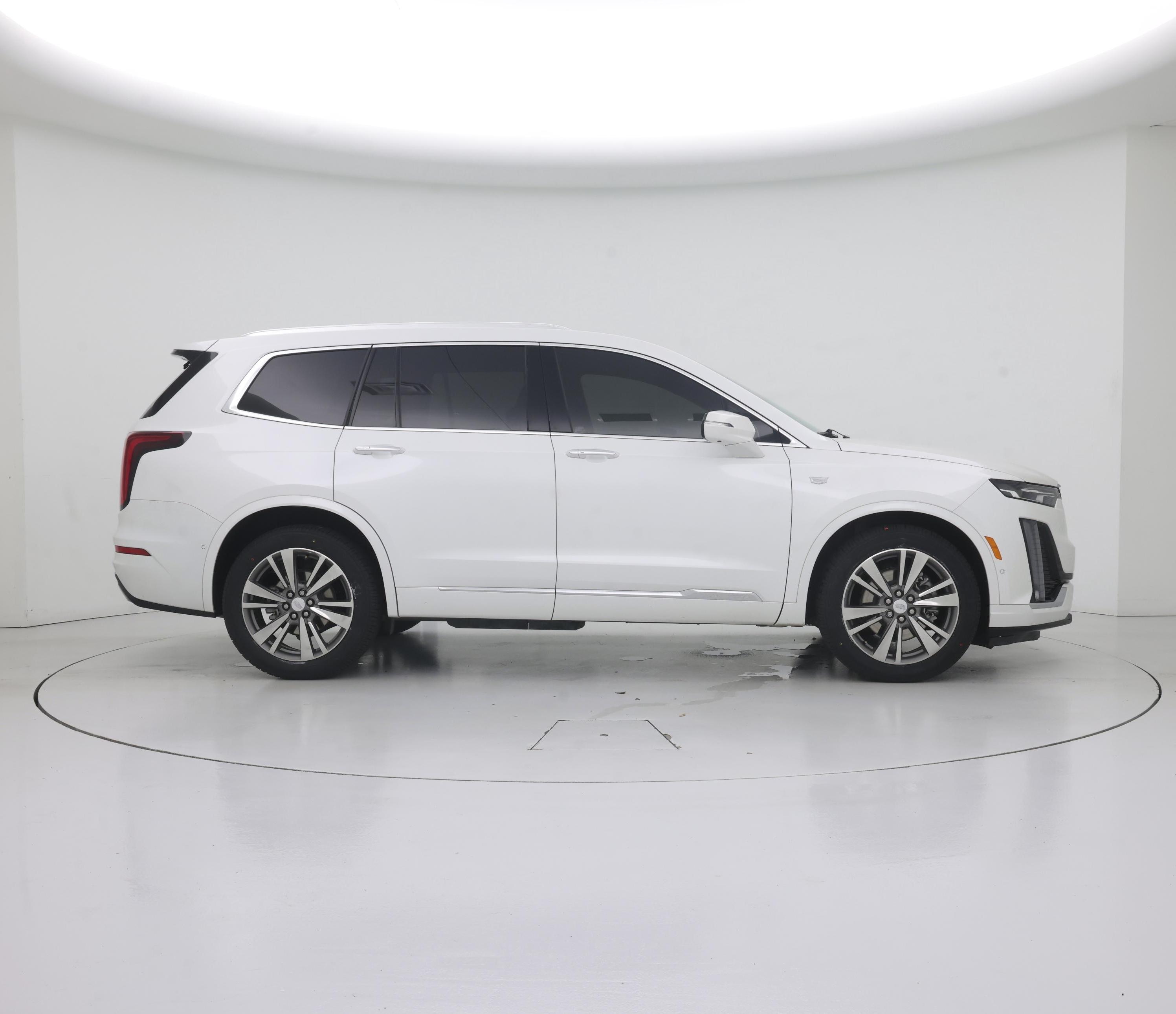 Thumbnail: 2021 Cadillac XT6 - 7