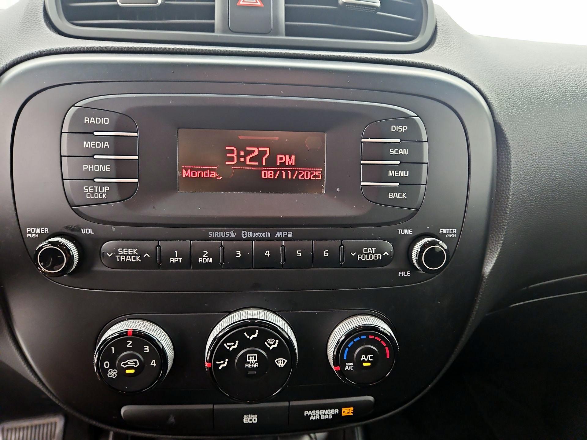 Thumbnail: 2016 Kia Soul - 14