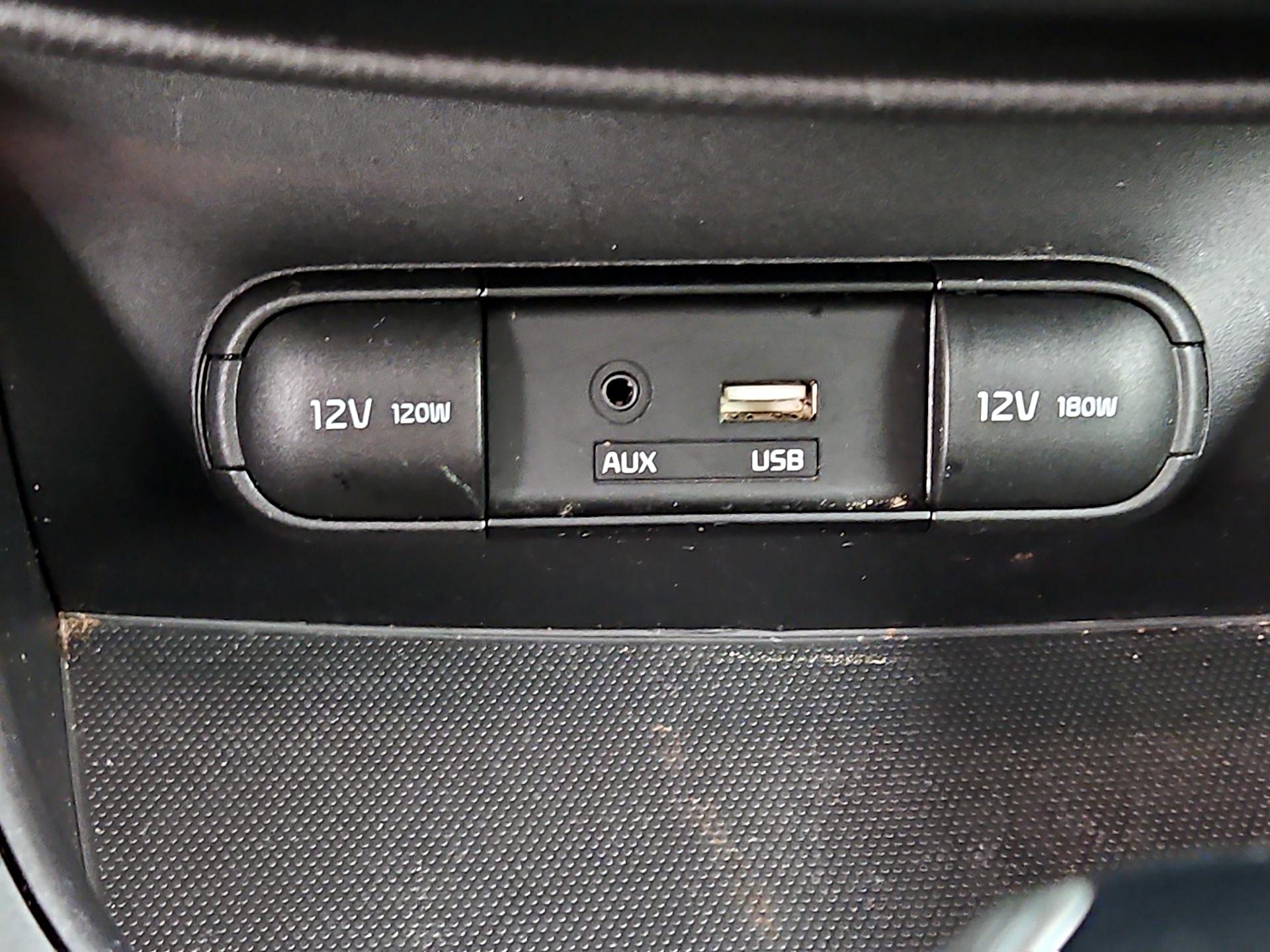 Thumbnail: 2016 Kia Soul - 17