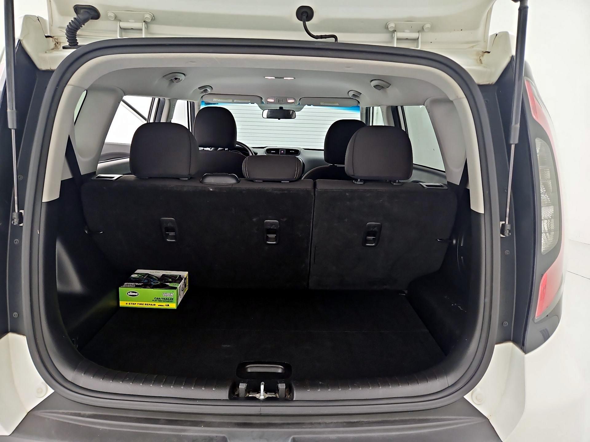 Thumbnail: 2016 Kia Soul - 19