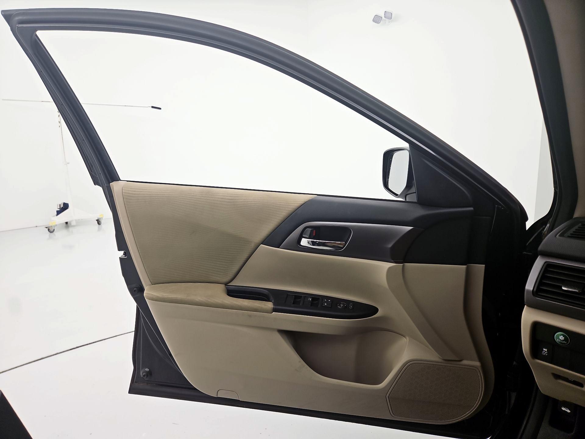 Thumbnail: 2014 Honda Accord - 12