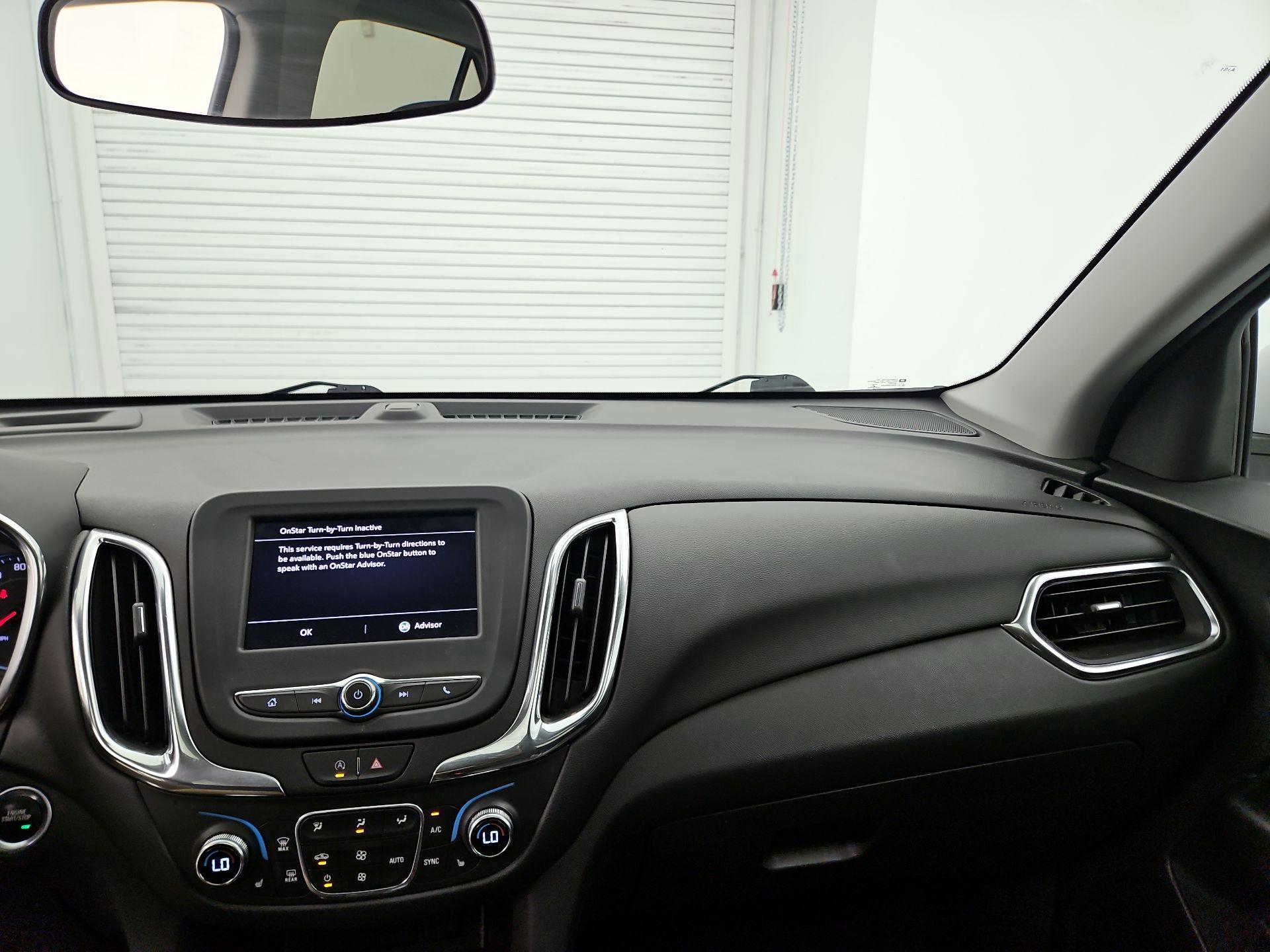 Thumbnail: 2022 Chevrolet Equinox - 9