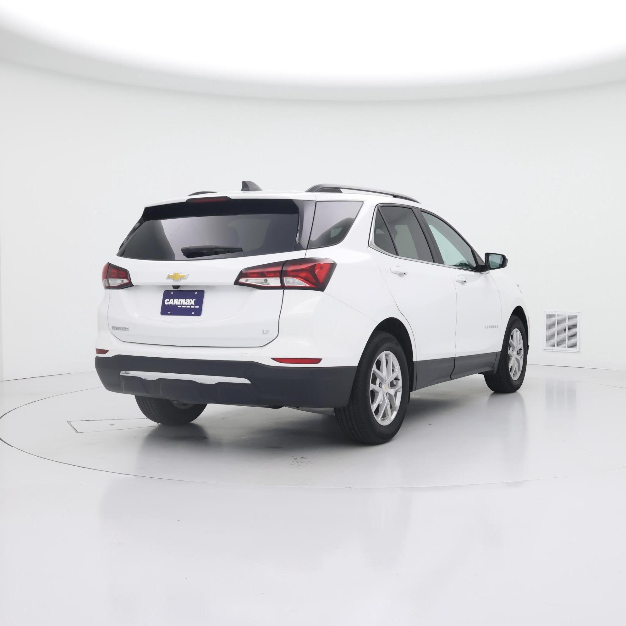 Thumbnail: 2022 Chevrolet Equinox - 8