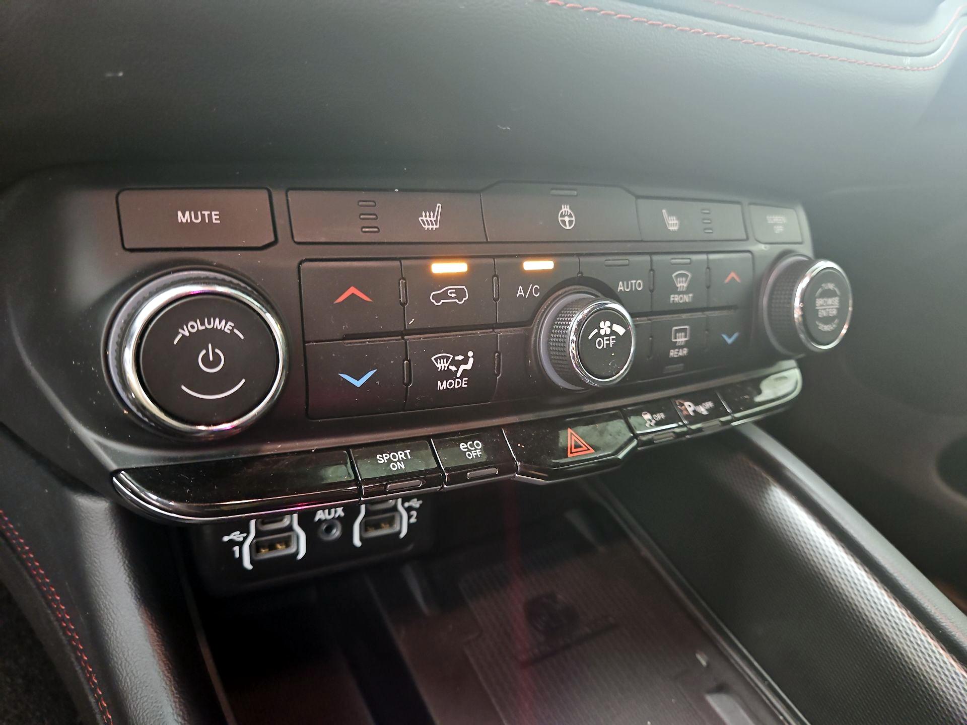 Thumbnail: 2023 Dodge Durango - 17