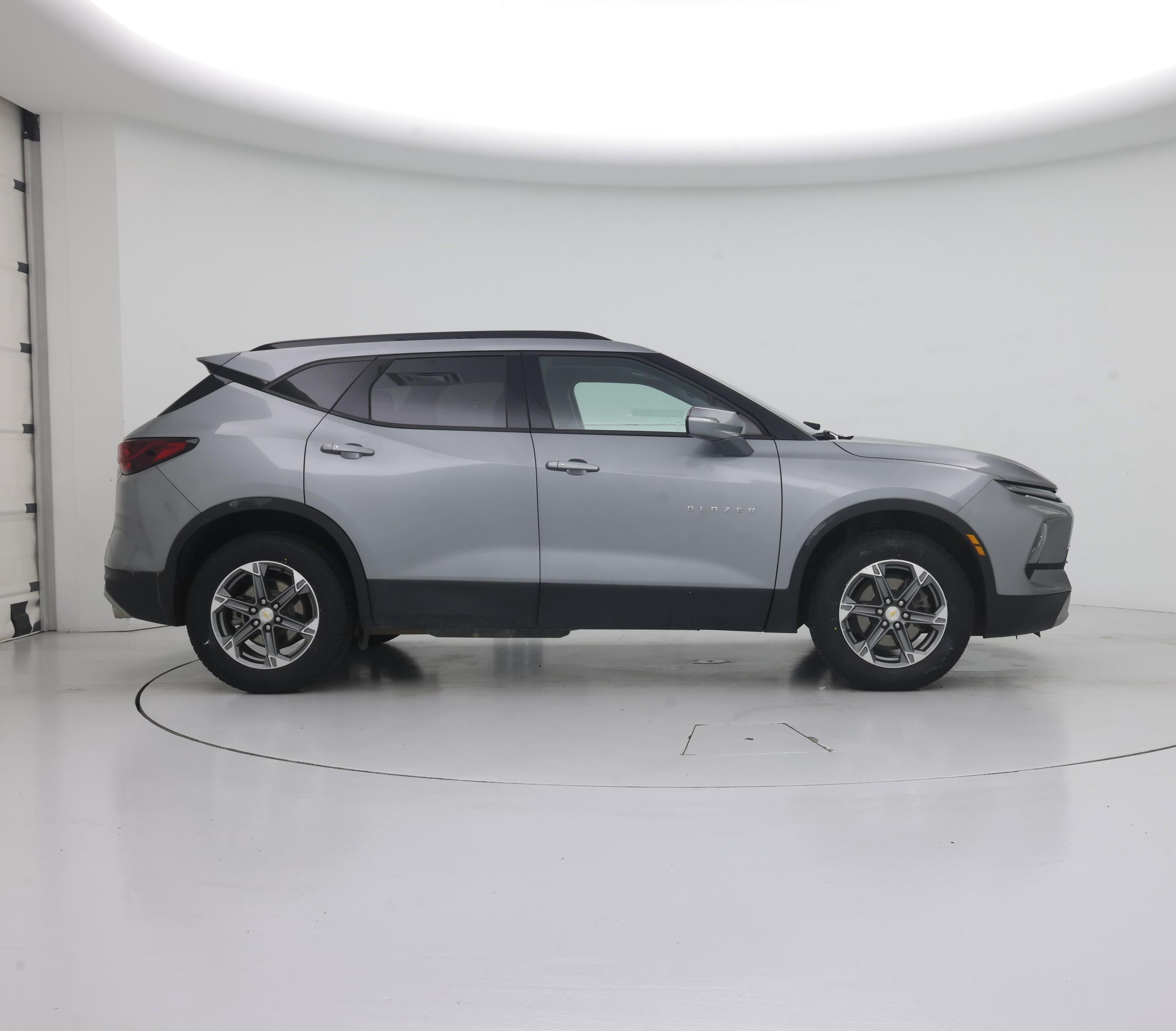 Thumbnail: 2023 Chevrolet Blazer - 7