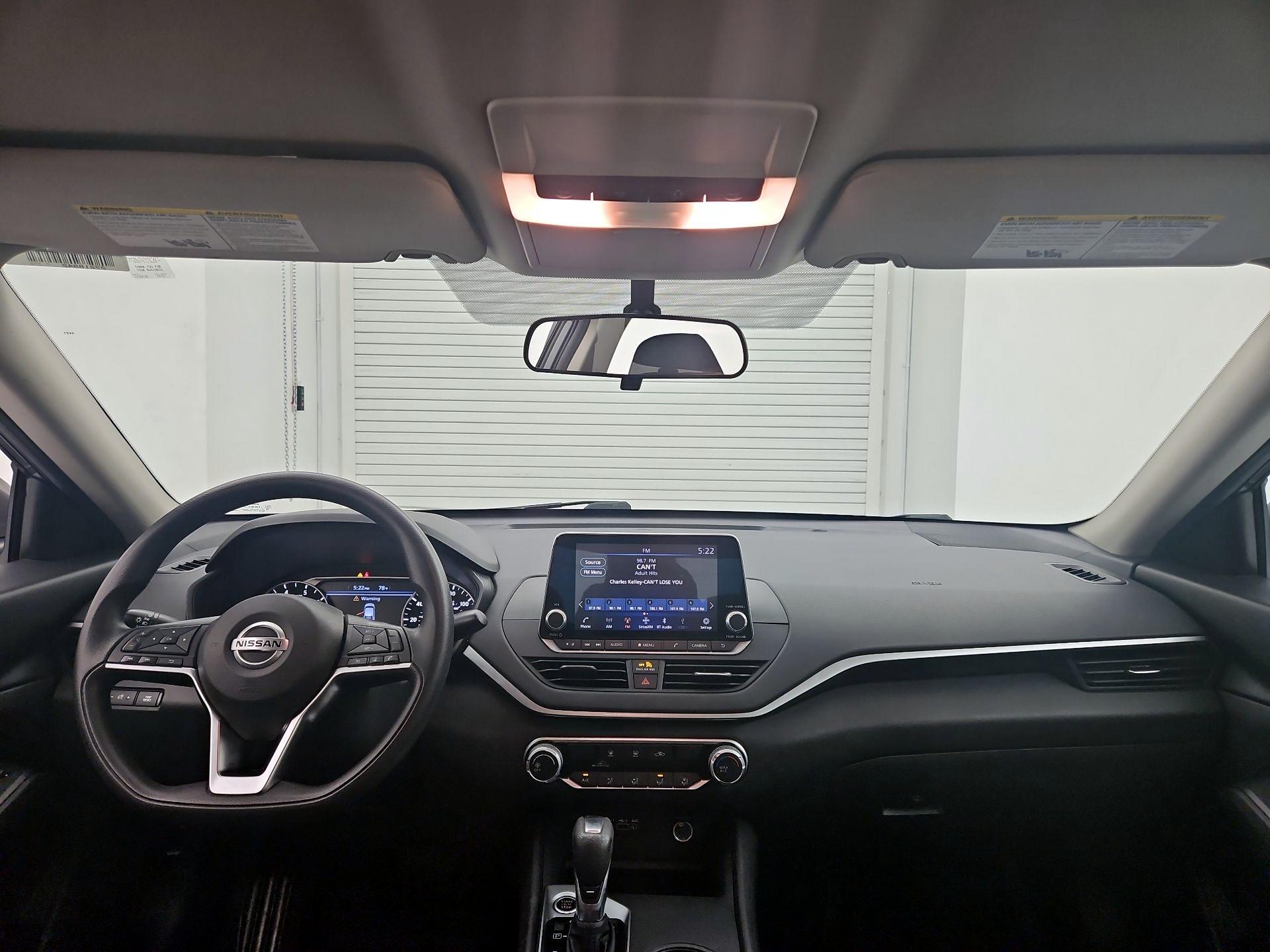 Thumbnail: 2020 Nissan Altima - 9