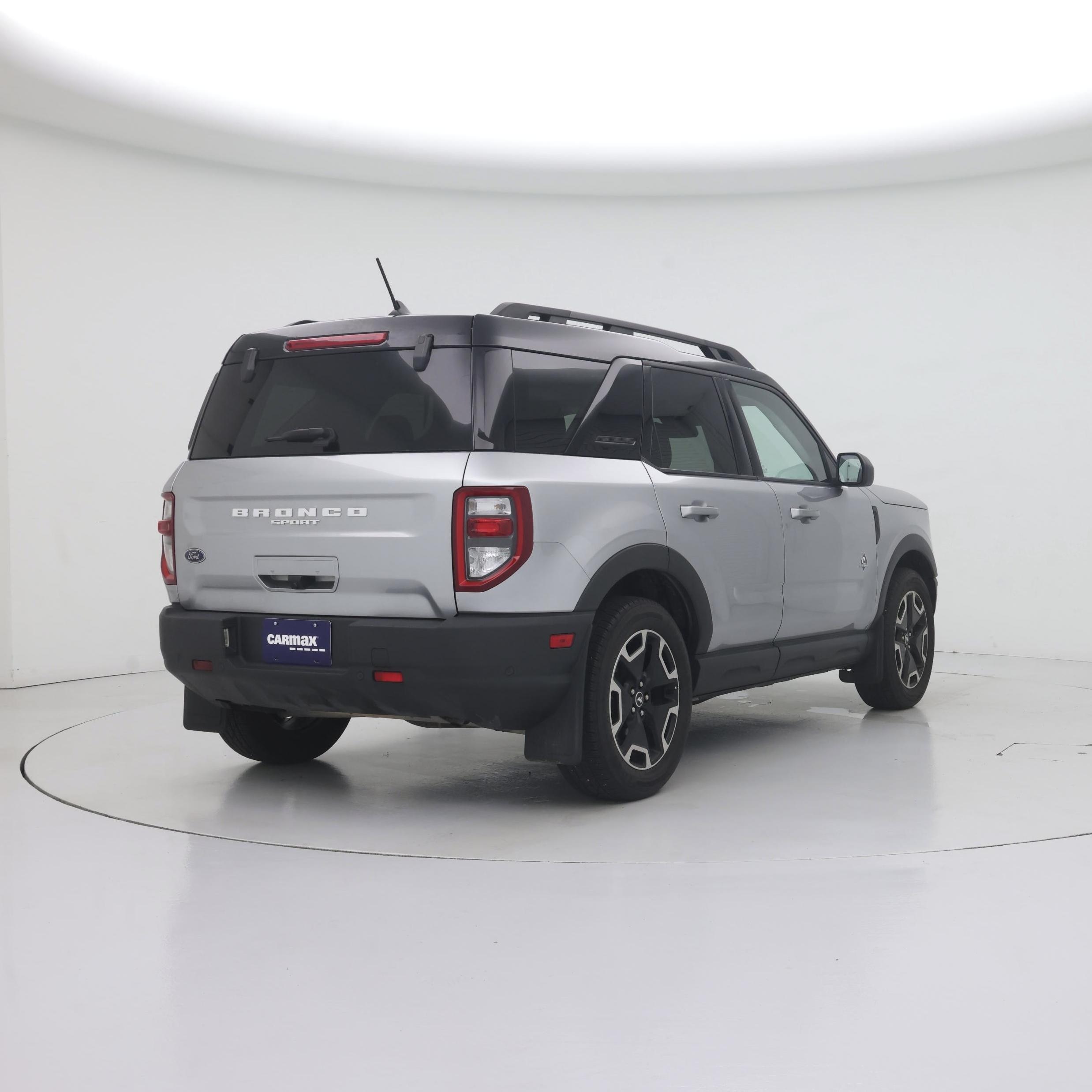 Thumbnail: 2022 Ford Bronco Sport - 8