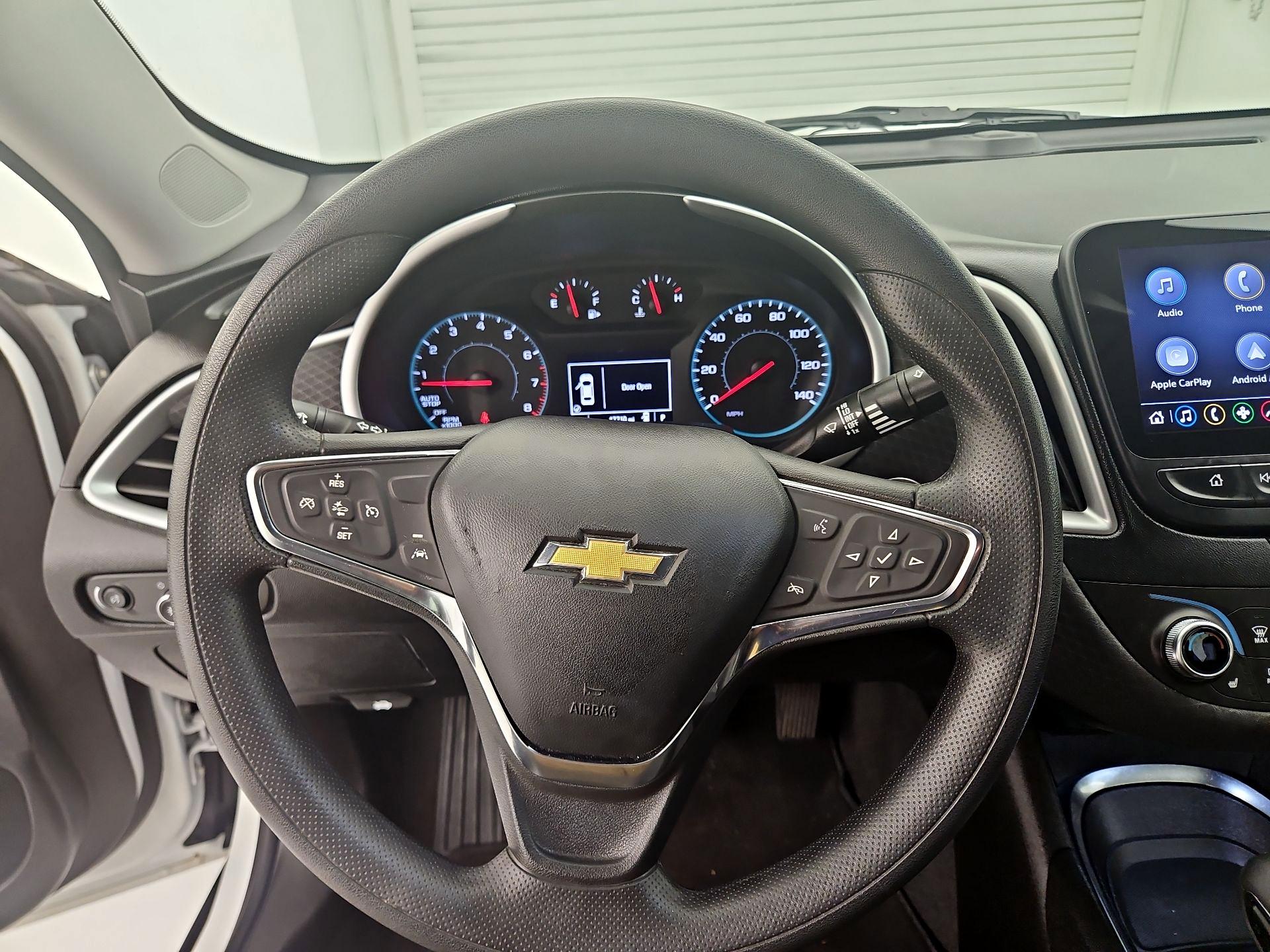 Thumbnail: 2023 Chevrolet Malibu - 10
