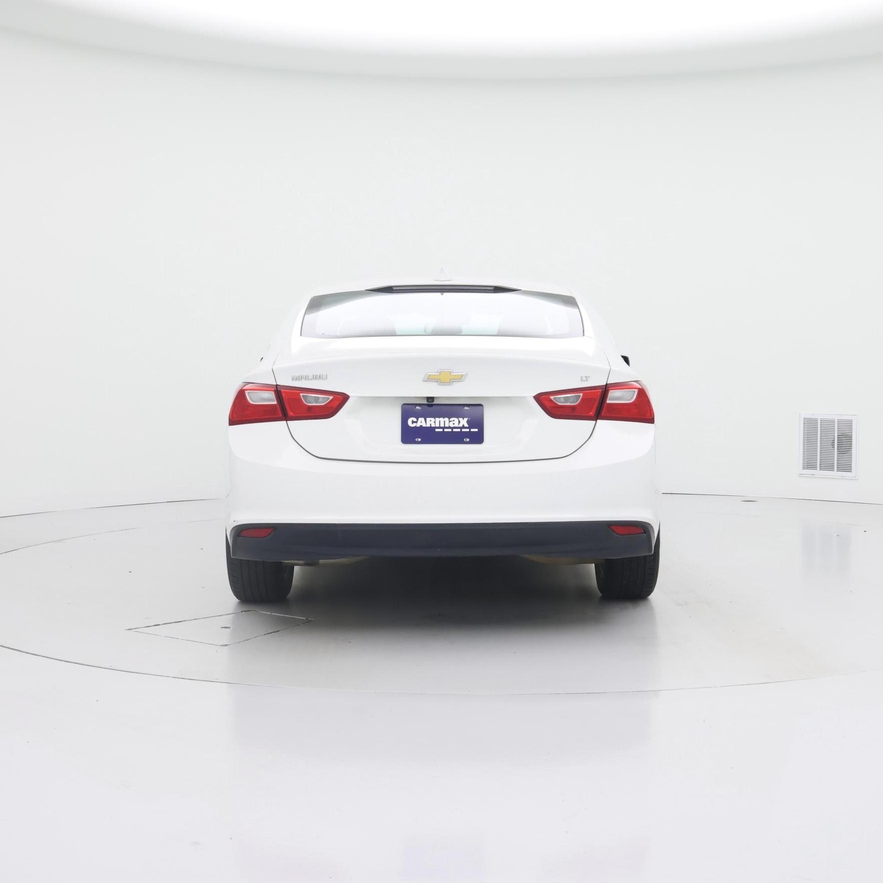 Thumbnail: 2023 Chevrolet Malibu - 6