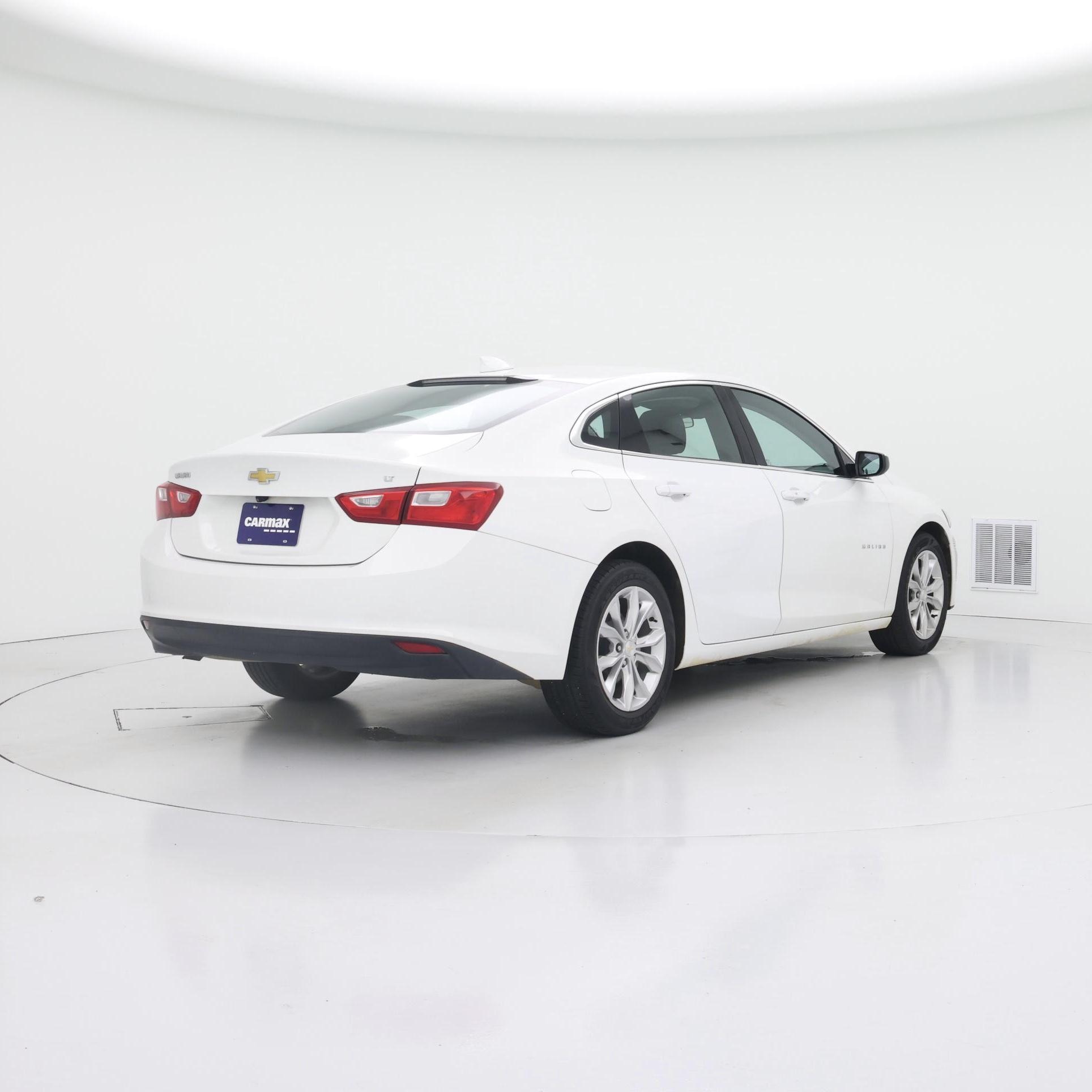 Thumbnail: 2023 Chevrolet Malibu - 8