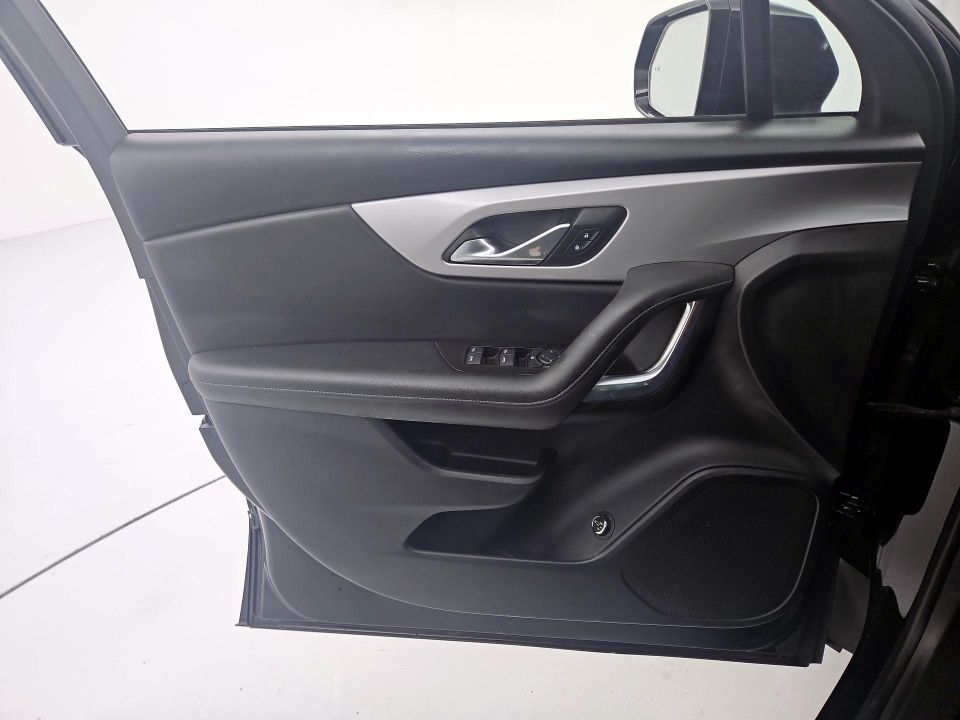 Thumbnail: 2022 Chevrolet Blazer - 12