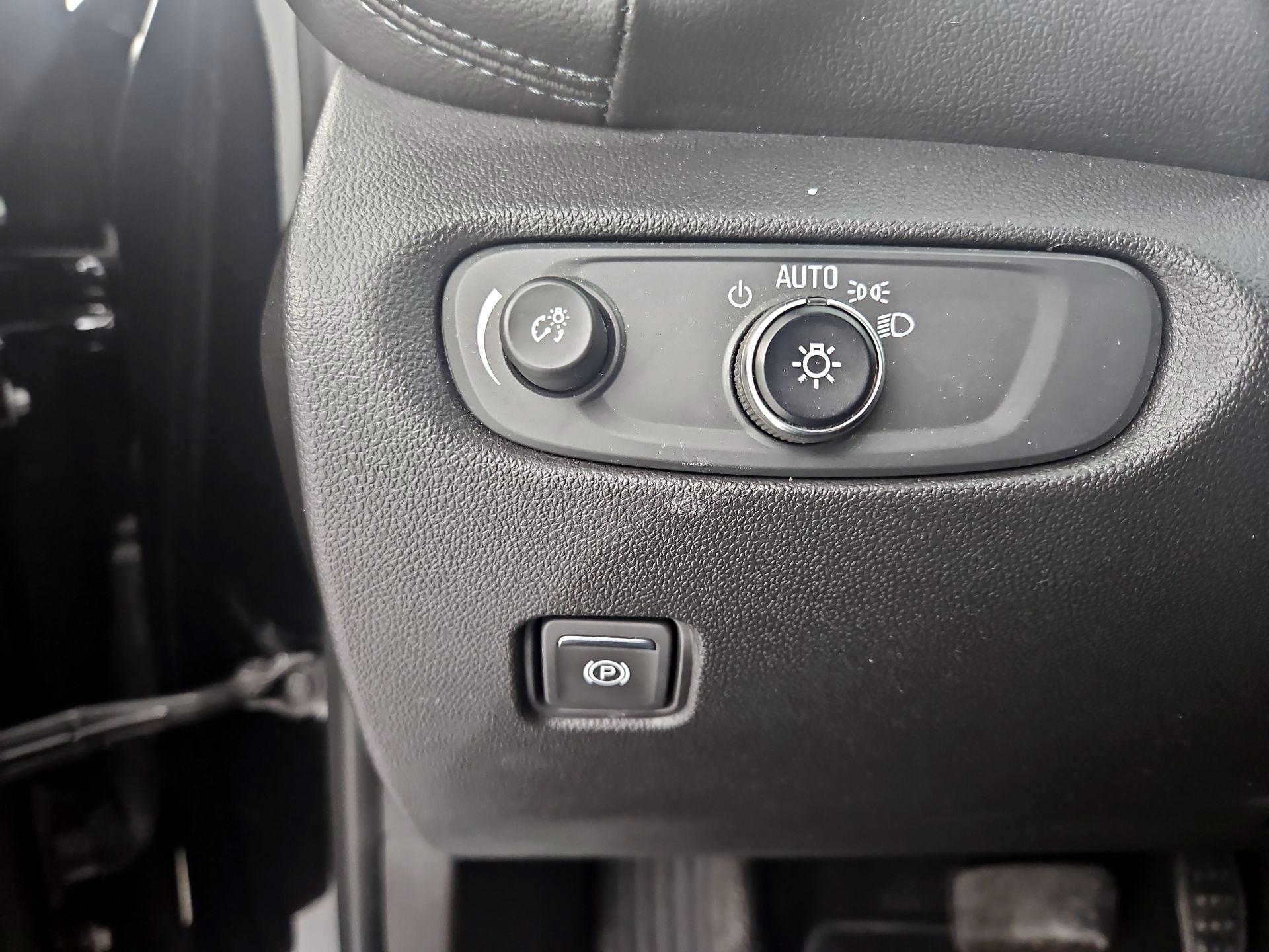 Thumbnail: 2022 Chevrolet Blazer - 13