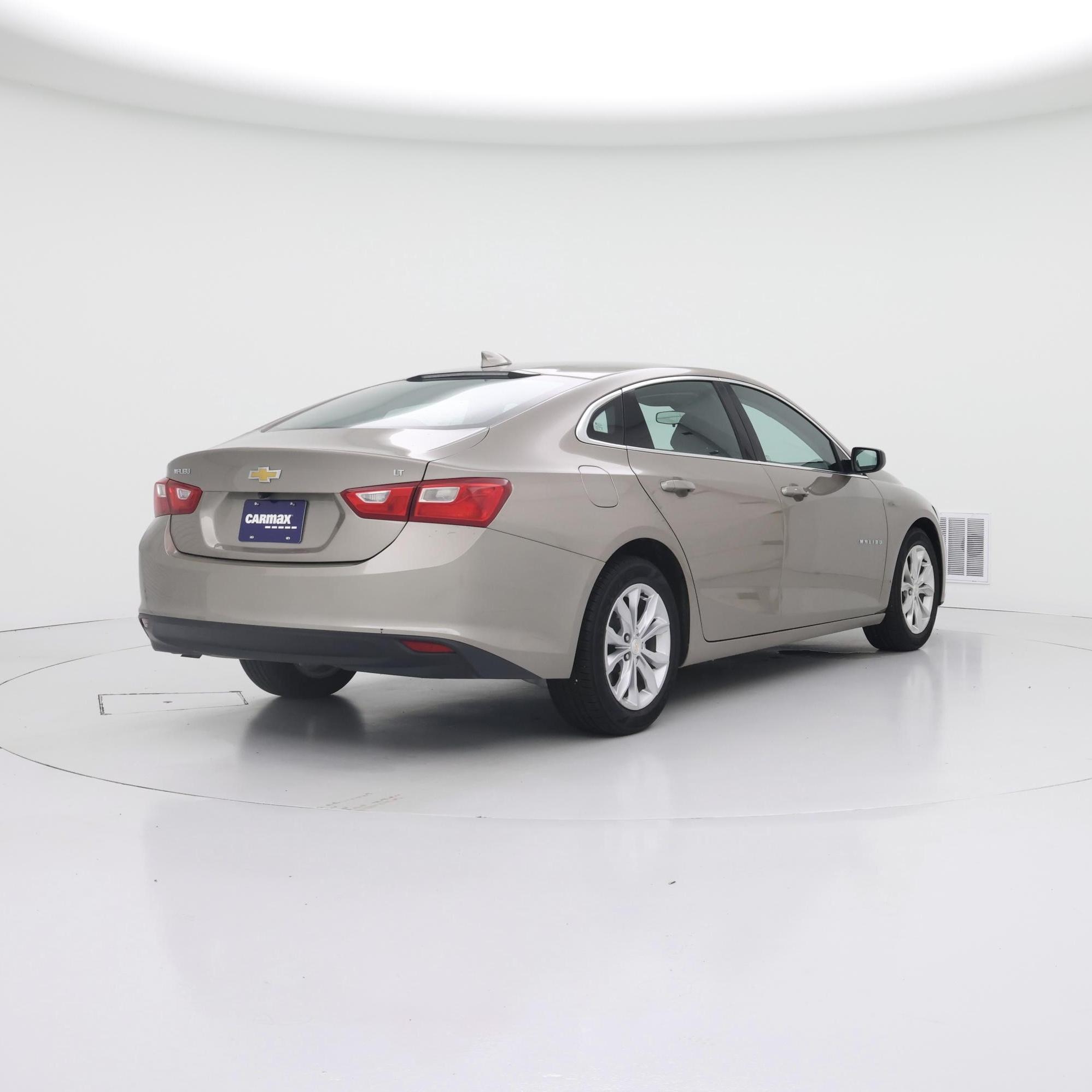 Thumbnail: 2023 Chevrolet Malibu - 8