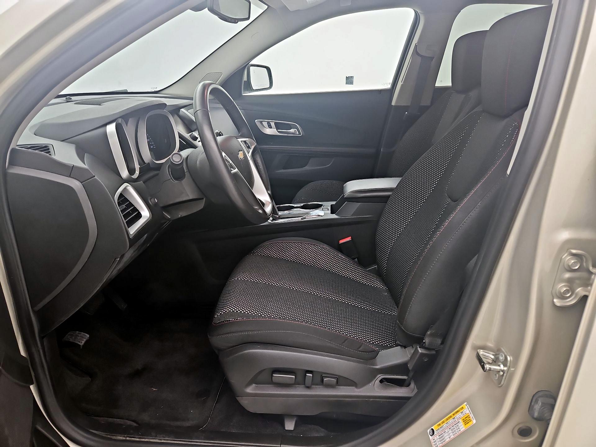 Thumbnail: 2015 Chevrolet Equinox - 11