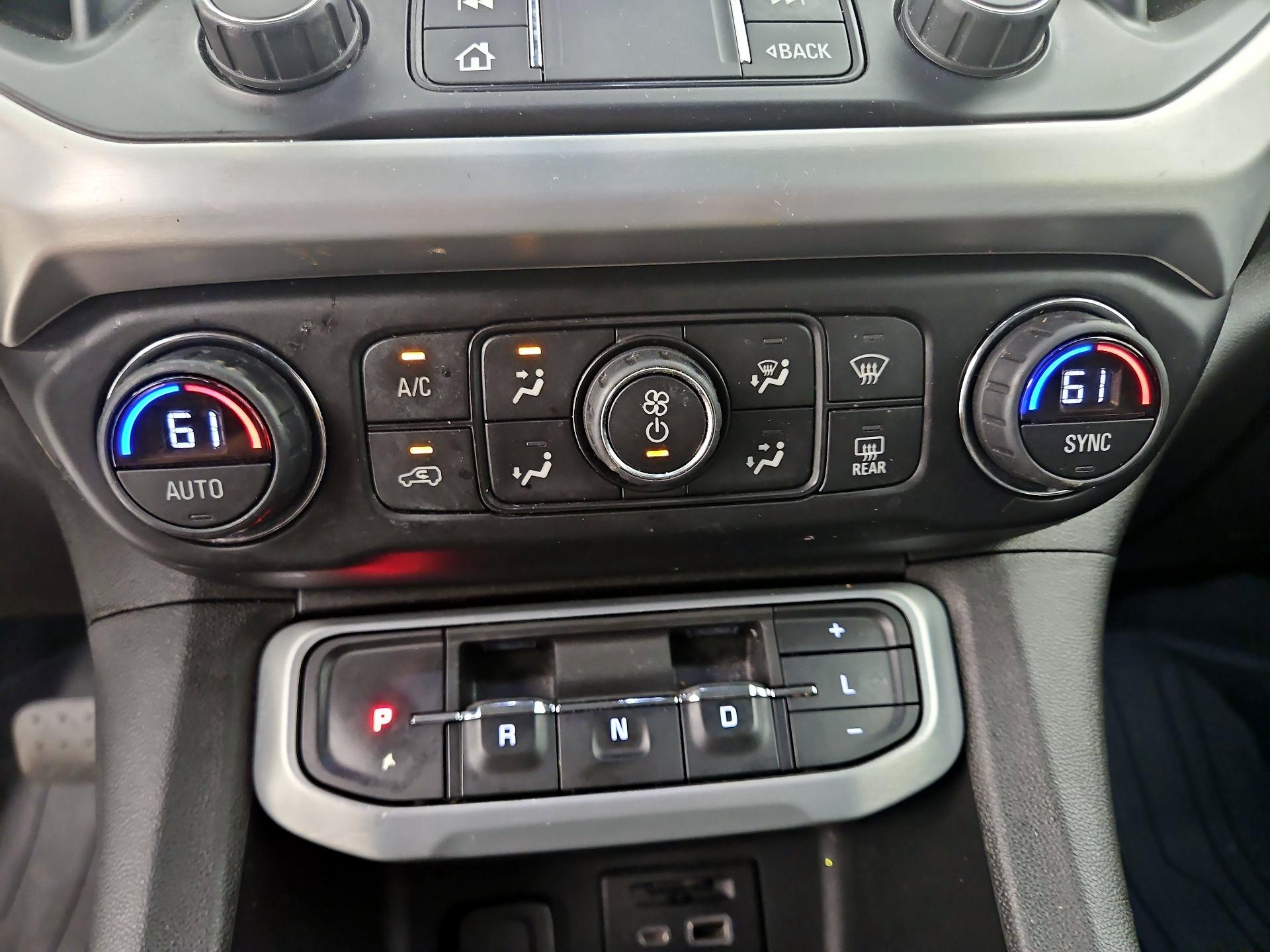 Thumbnail: 2021 GMC Acadia - 17