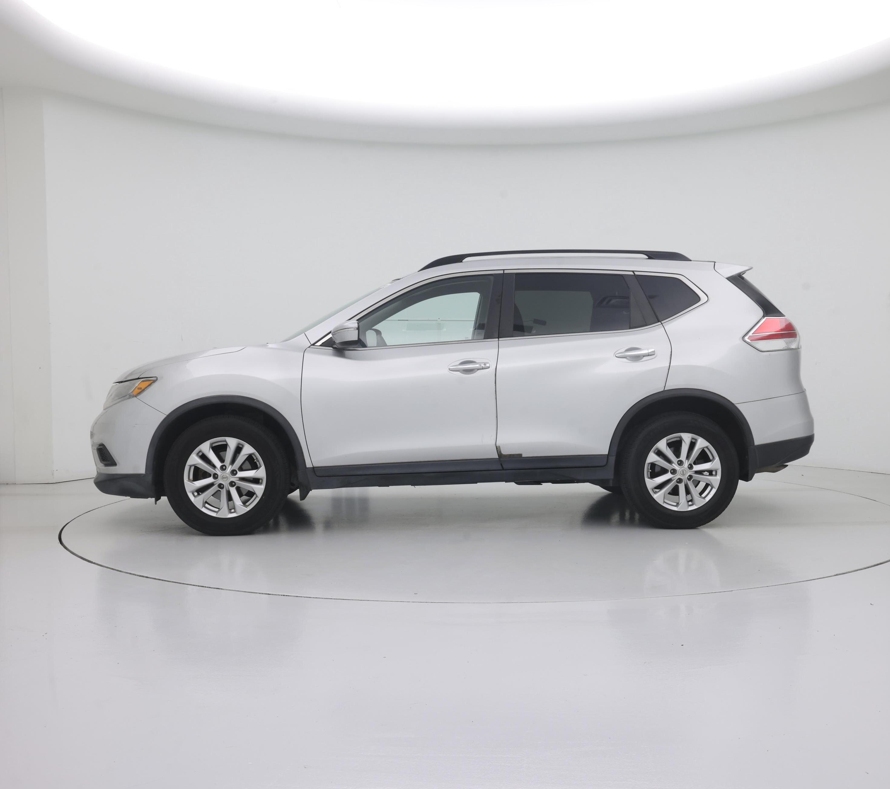 Thumbnail: 2015 Nissan Rogue - 3