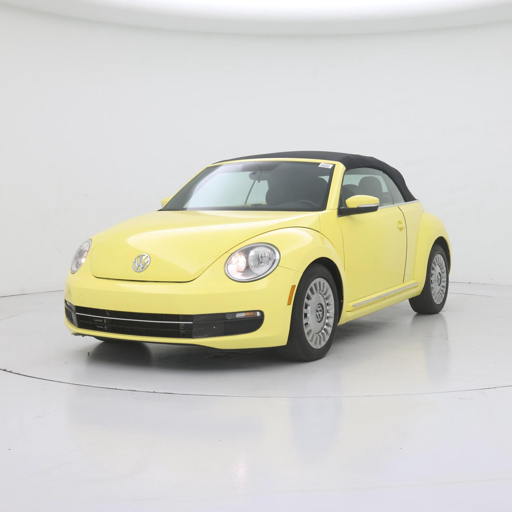 Thumbnail: 2015 Volkswagen Beetle - 4
