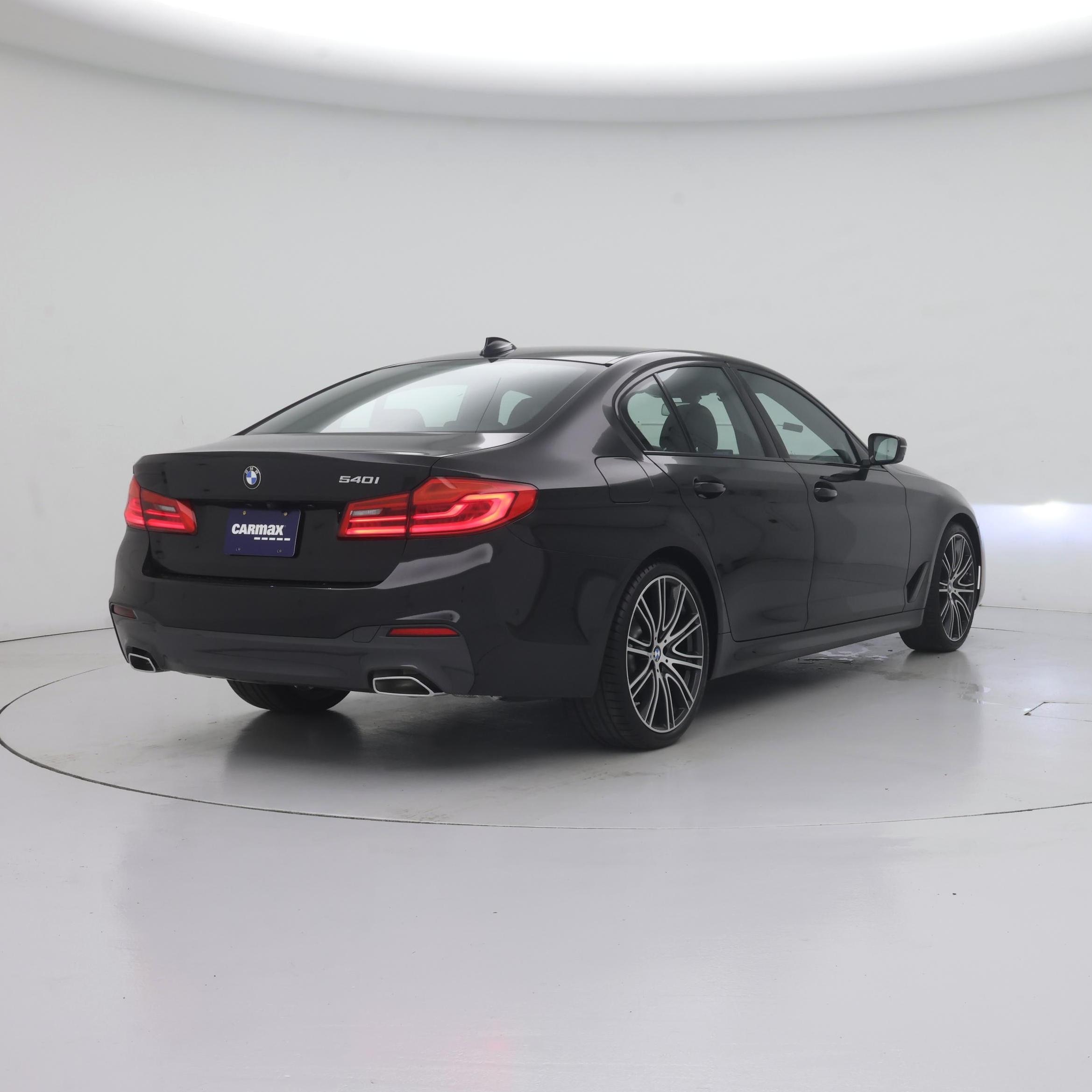 Thumbnail: 2019 BMW 5 Series - 8