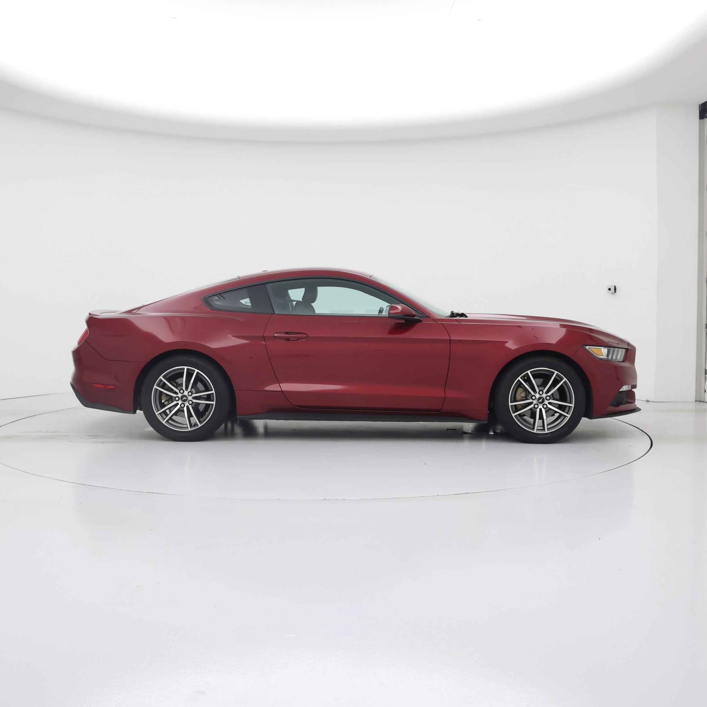 Thumbnail: 2015 Ford Mustang - 7