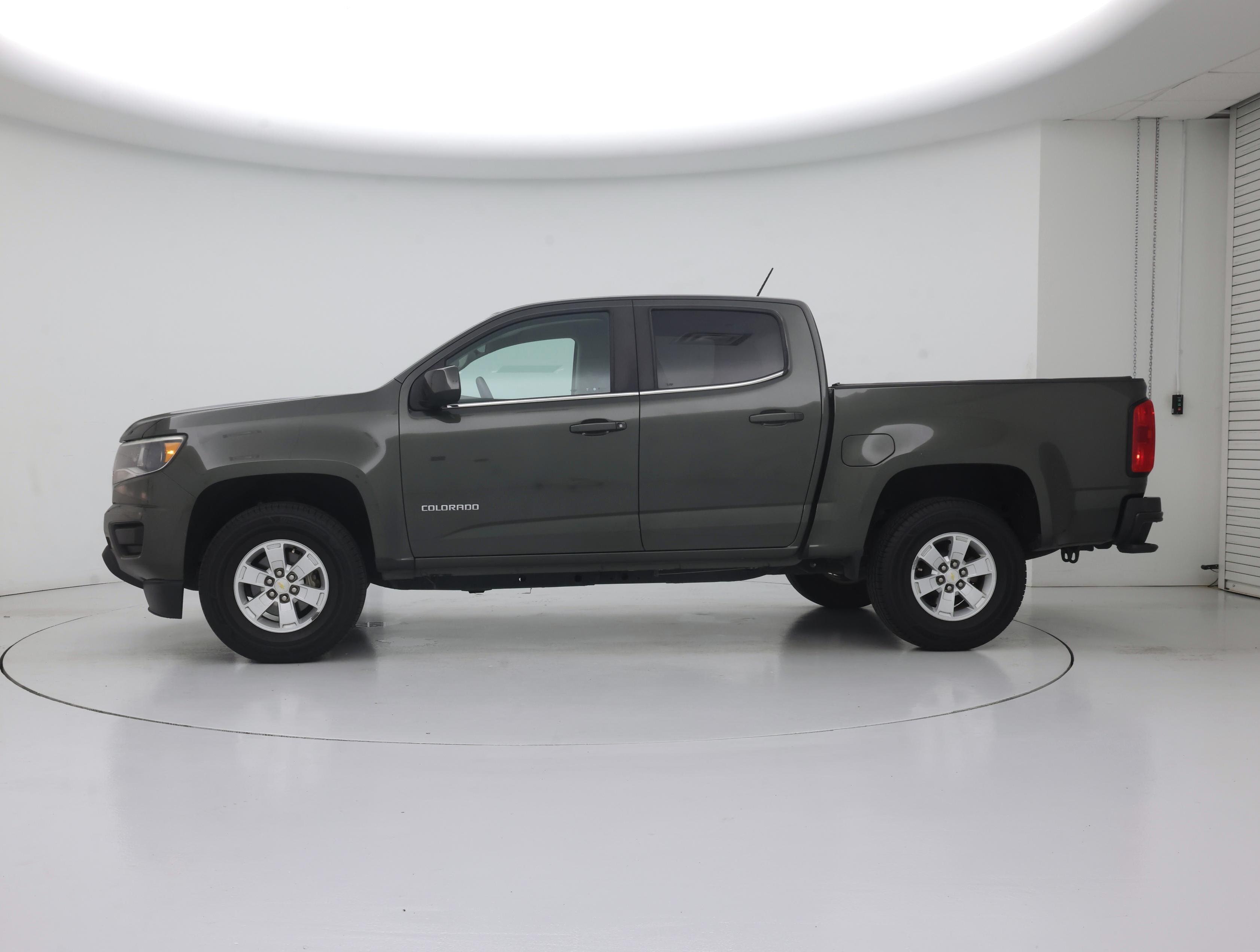 Thumbnail: 2018 Chevrolet Colorado - 3