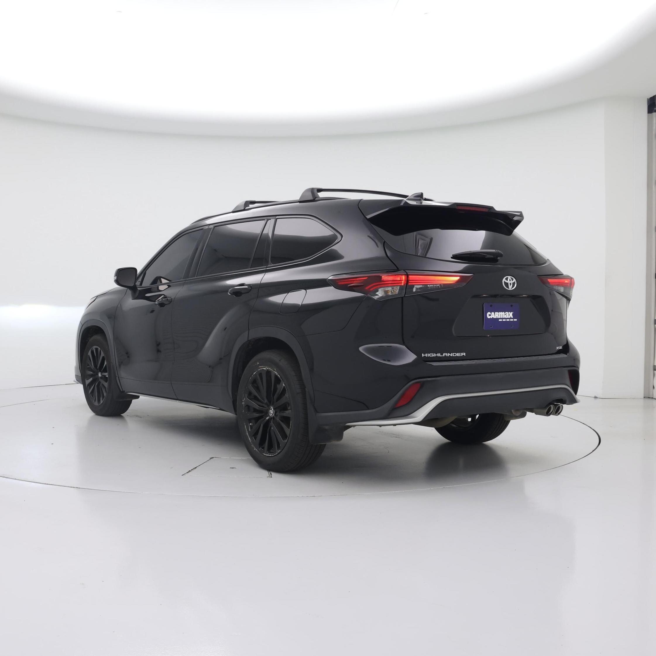 Thumbnail: 2024 Toyota Highlander - 2