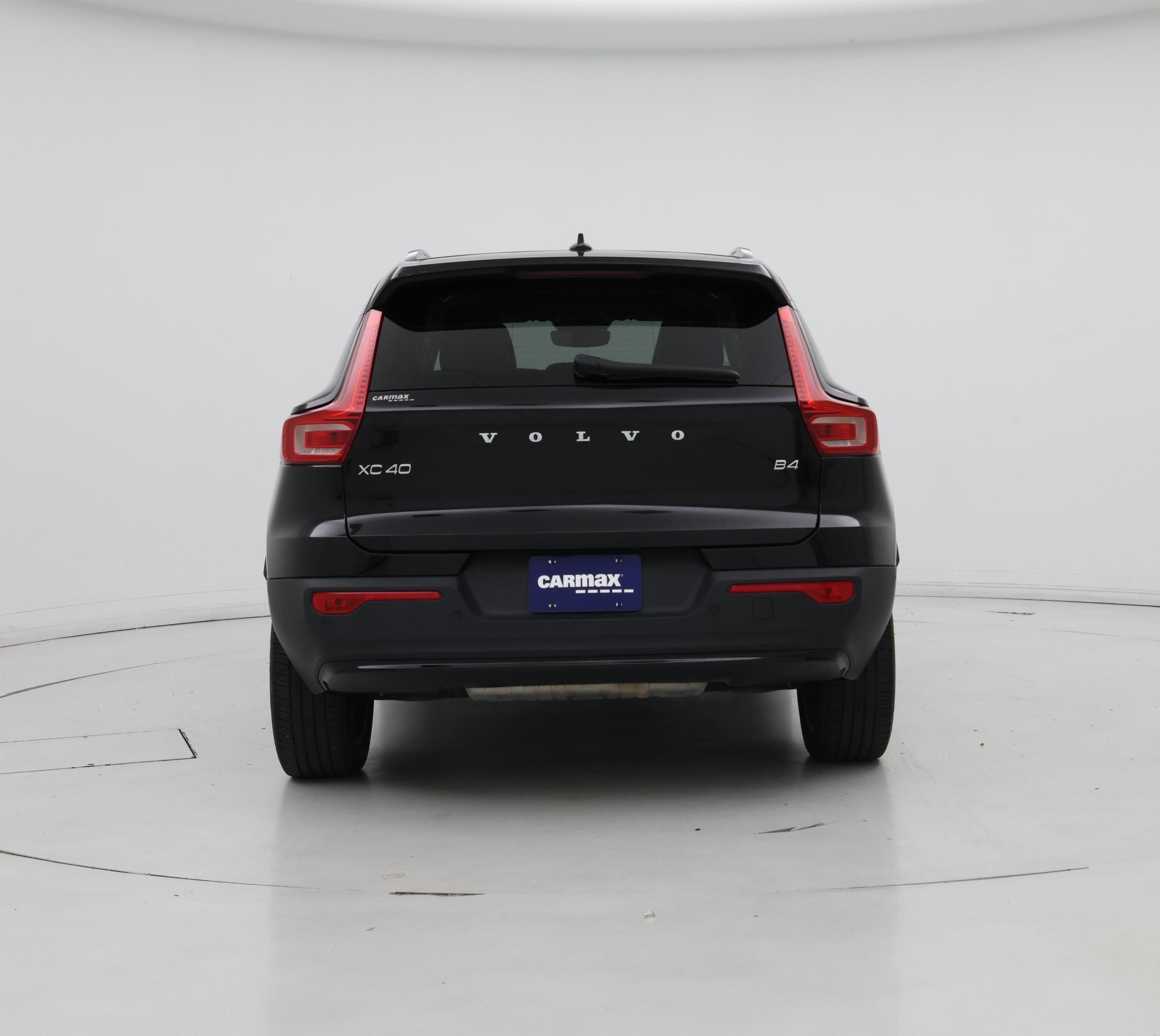 Thumbnail: 2023 Volvo XC40 - 6