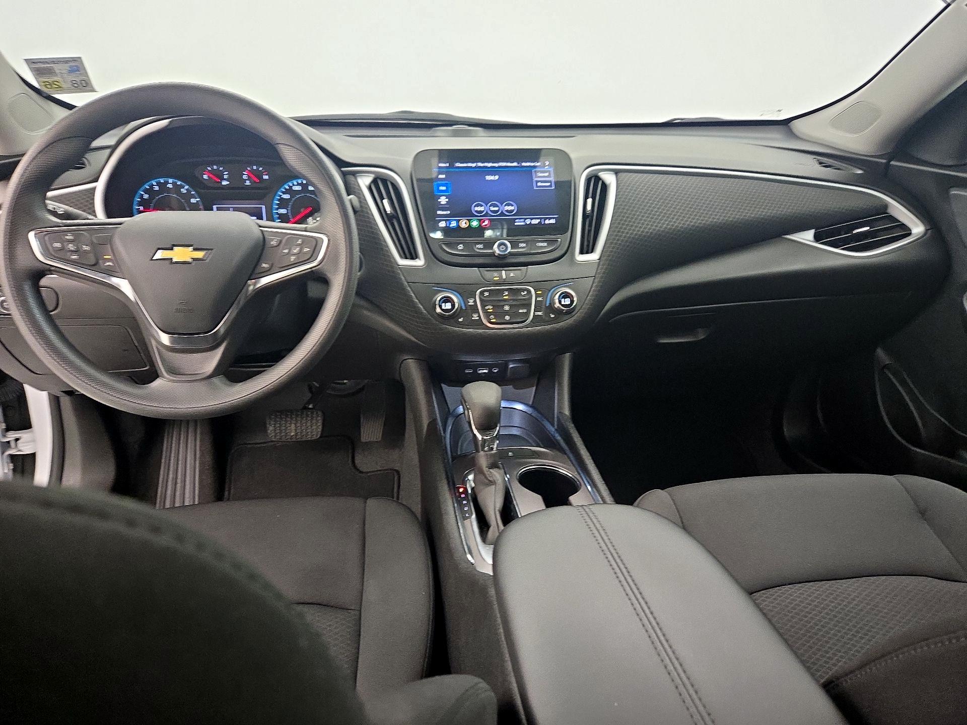 Thumbnail: 2023 Chevrolet Malibu - 9