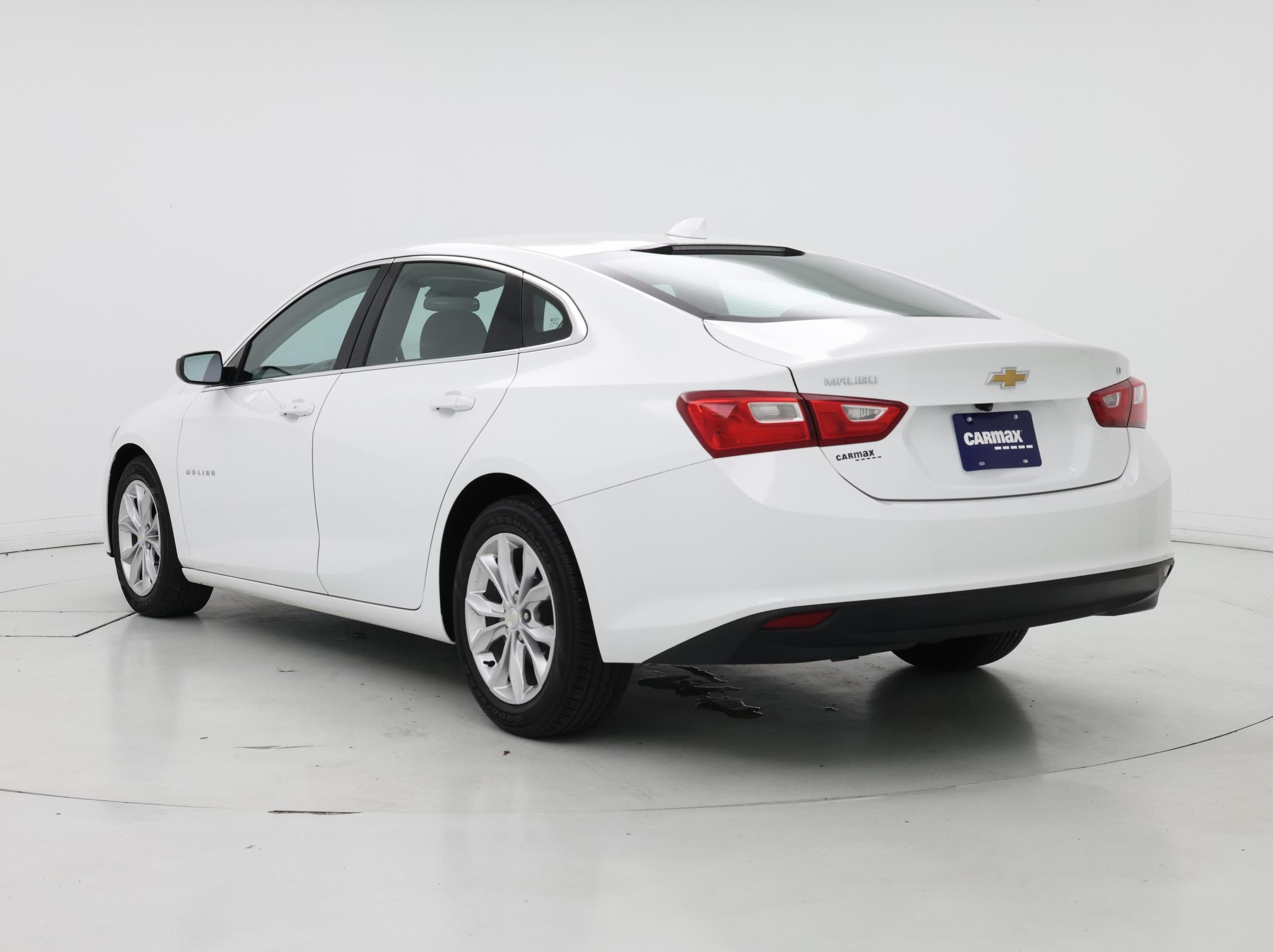 Thumbnail: 2023 Chevrolet Malibu - 2