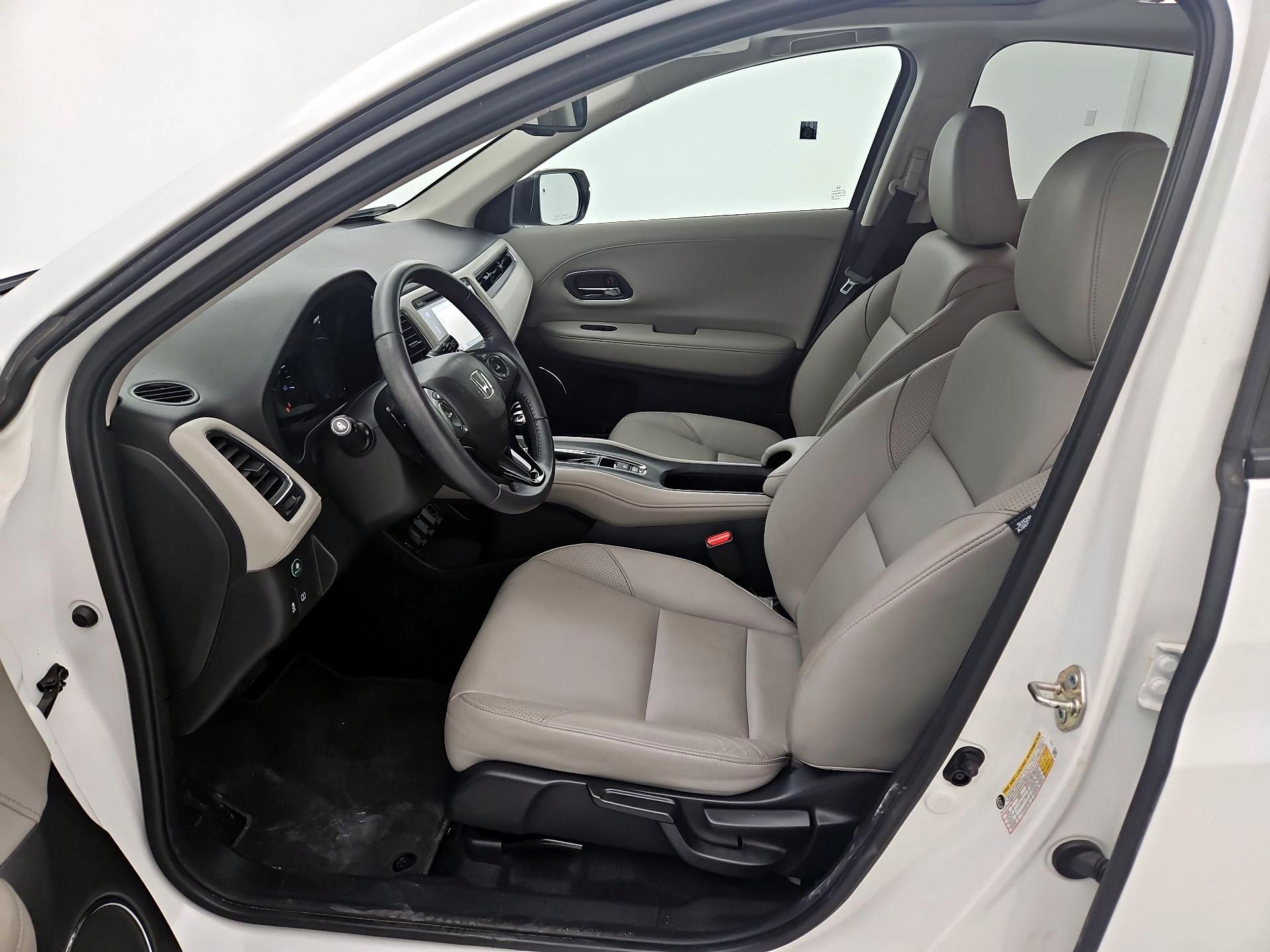 Thumbnail: 2018 Honda HR-V - 11