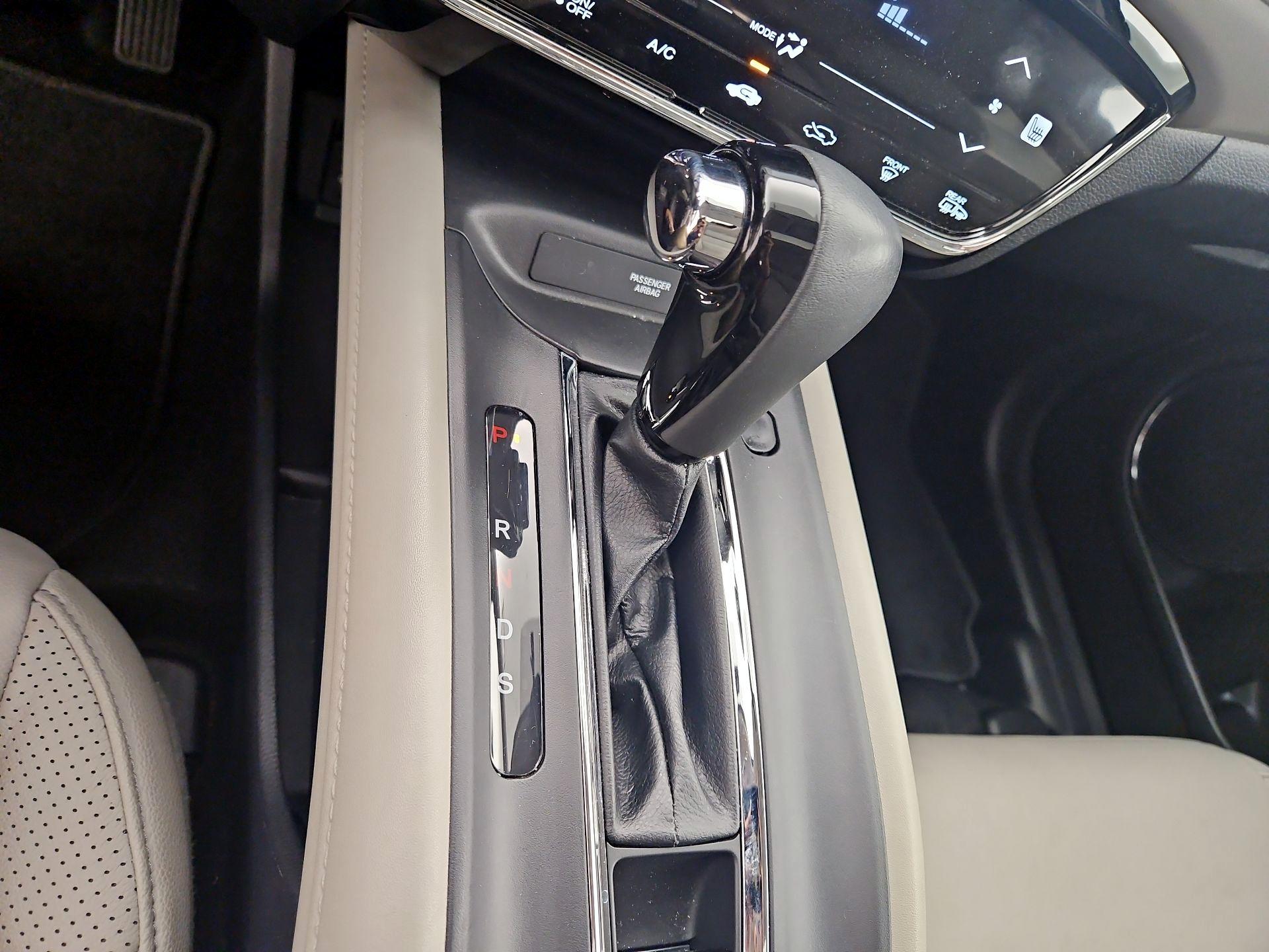 Thumbnail: 2018 Honda HR-V - 18