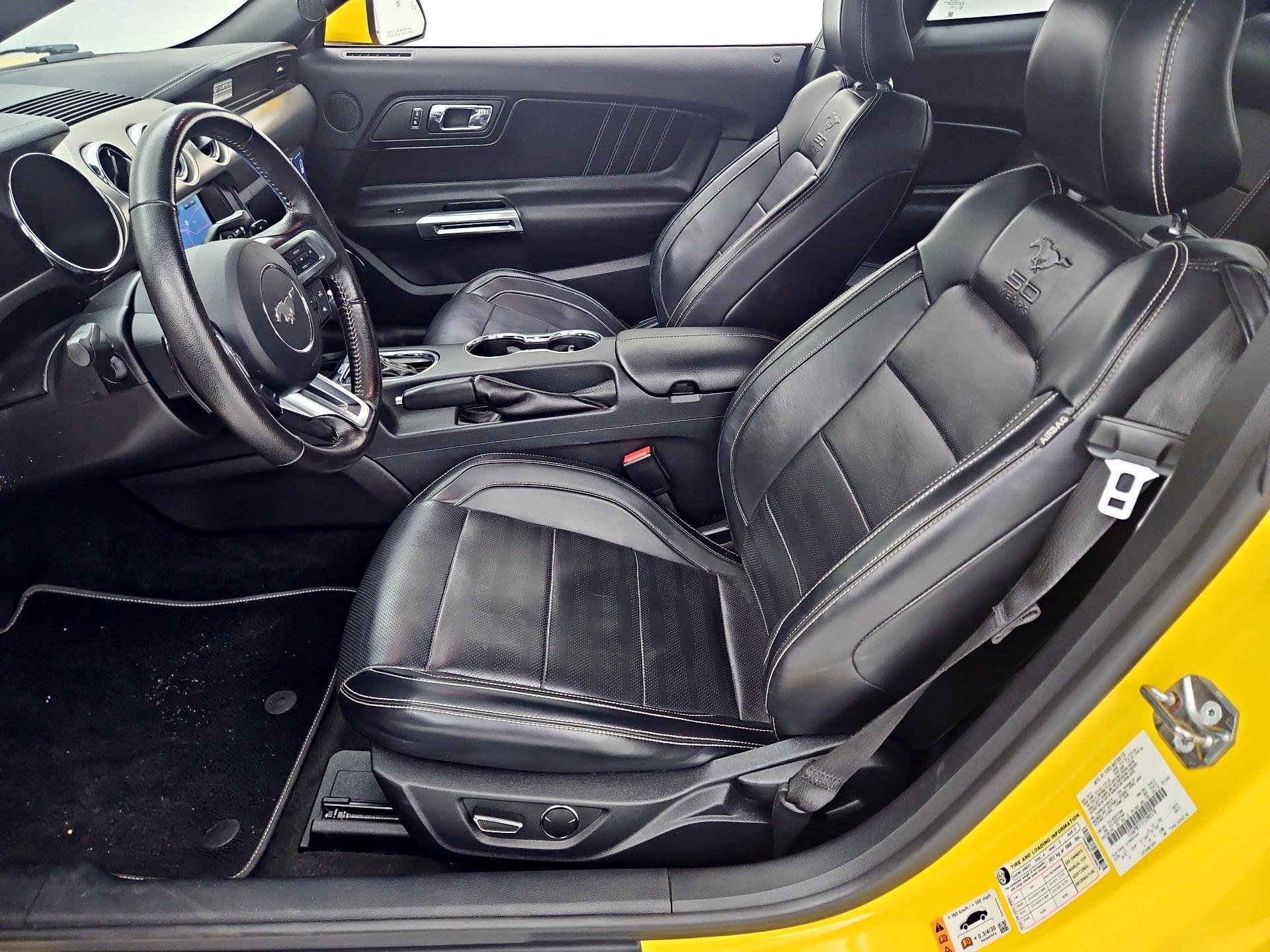 Thumbnail: 2015 Ford Mustang - 11