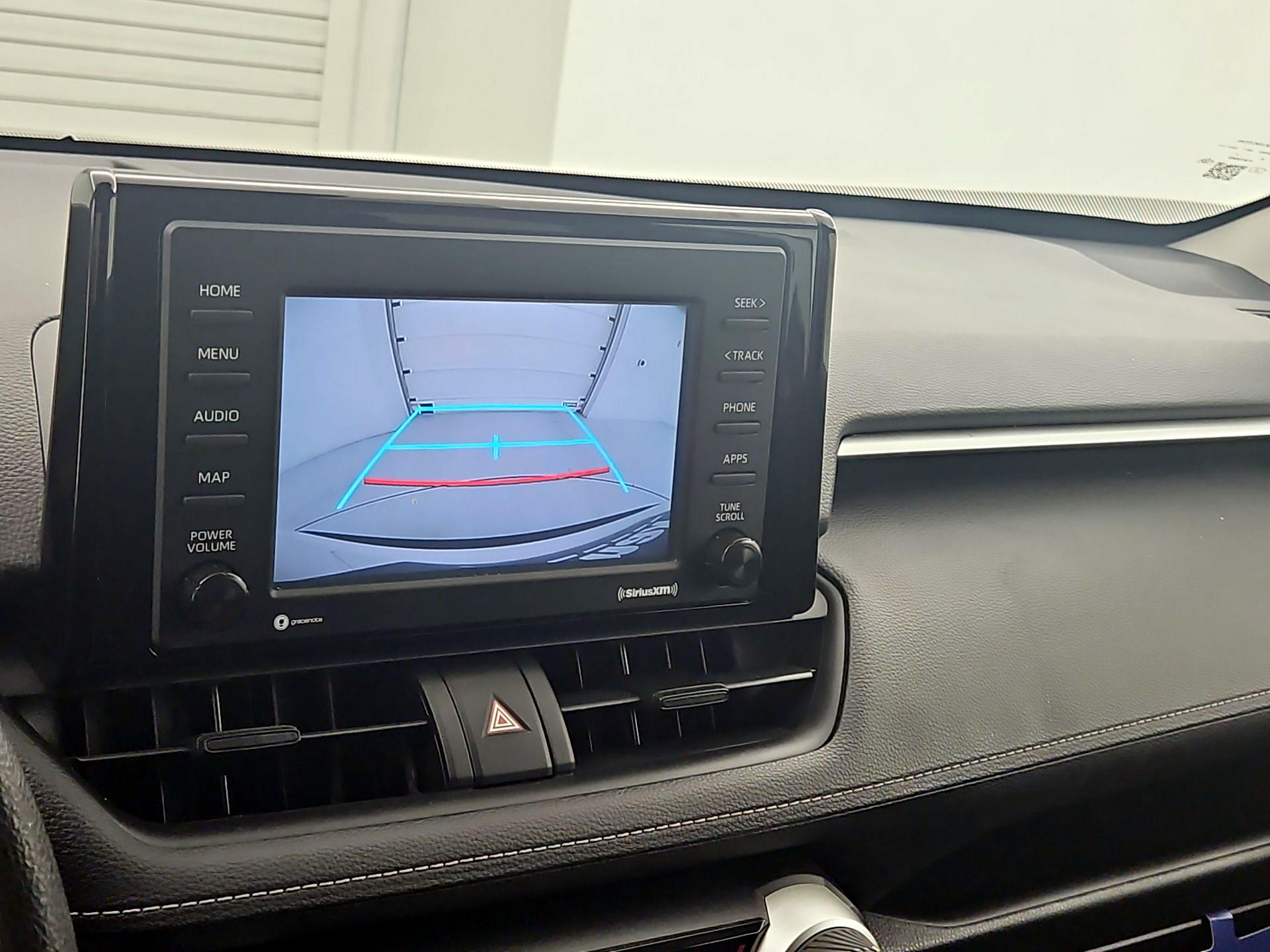 Thumbnail: 2020 Toyota RAV4 - 14