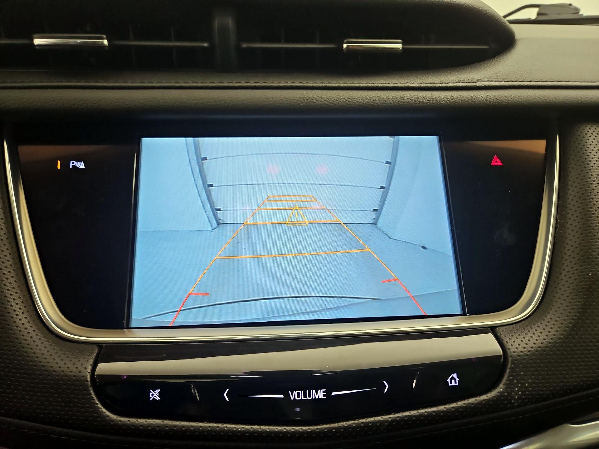 Thumbnail: 2017 Cadillac XT5 - 15