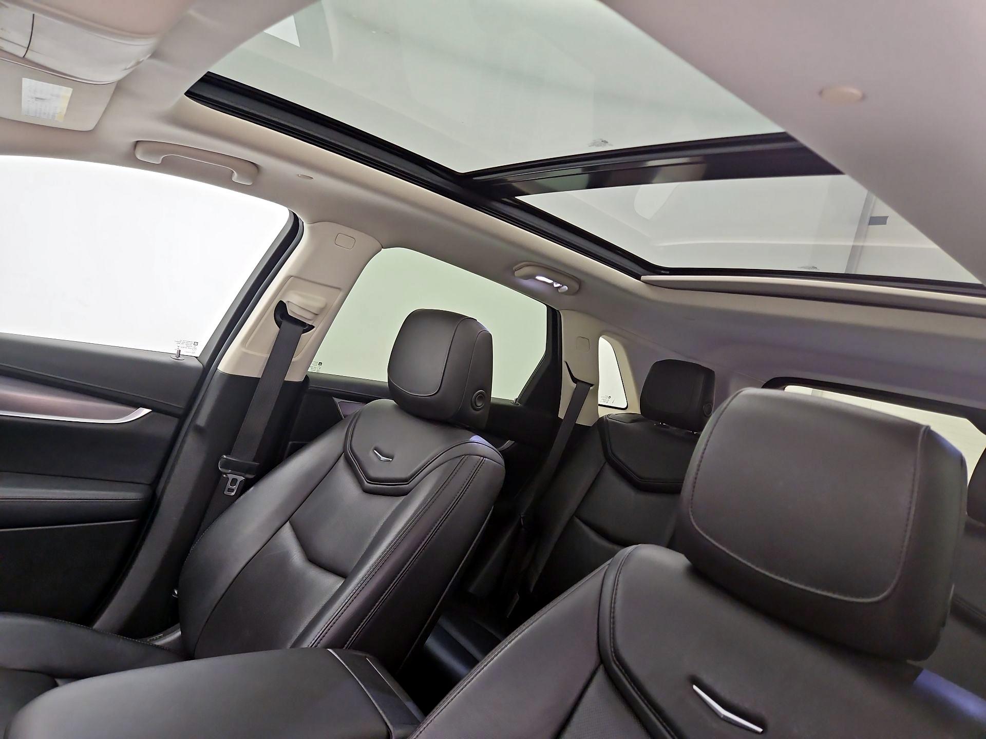 Thumbnail: 2017 Cadillac XT5 - 20