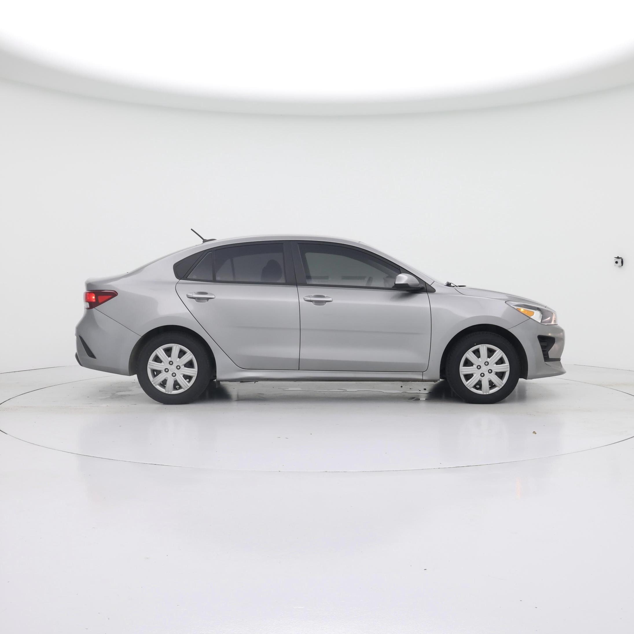 Thumbnail: 2022 Kia Rio - 7